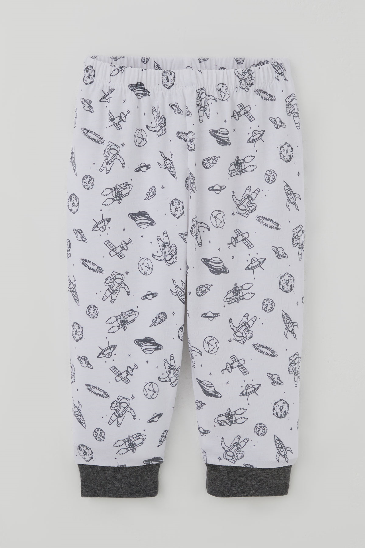 Breeze Erkek Bebek Pijama Takımı Galaksi Temalı Önden Çıtçıtlı Beyaz (4 Ay-1 Yaş)