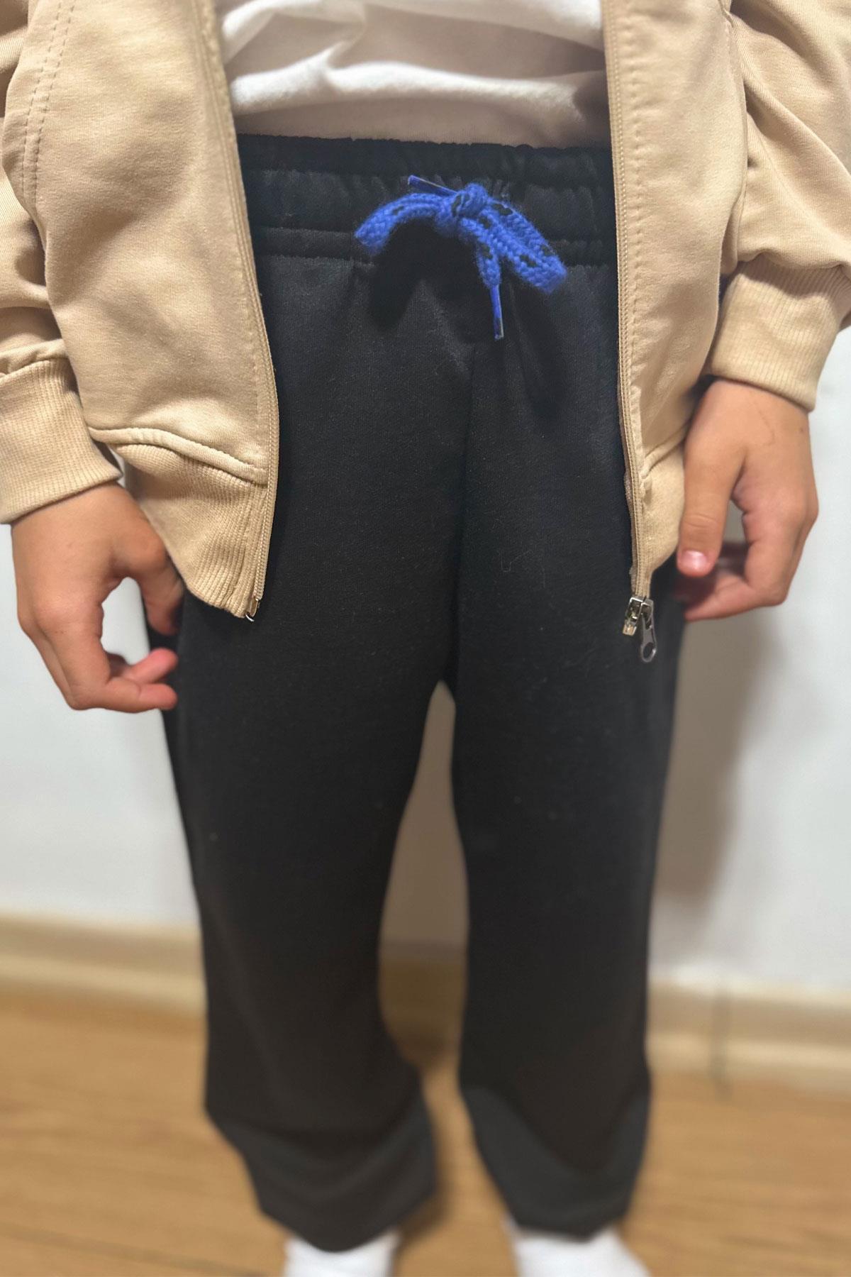 Breeze Erkek Çocuk Eşofman Altı Bağcık Aksesuarlı Arma Detaylı Siyah (4-8 Yaş)