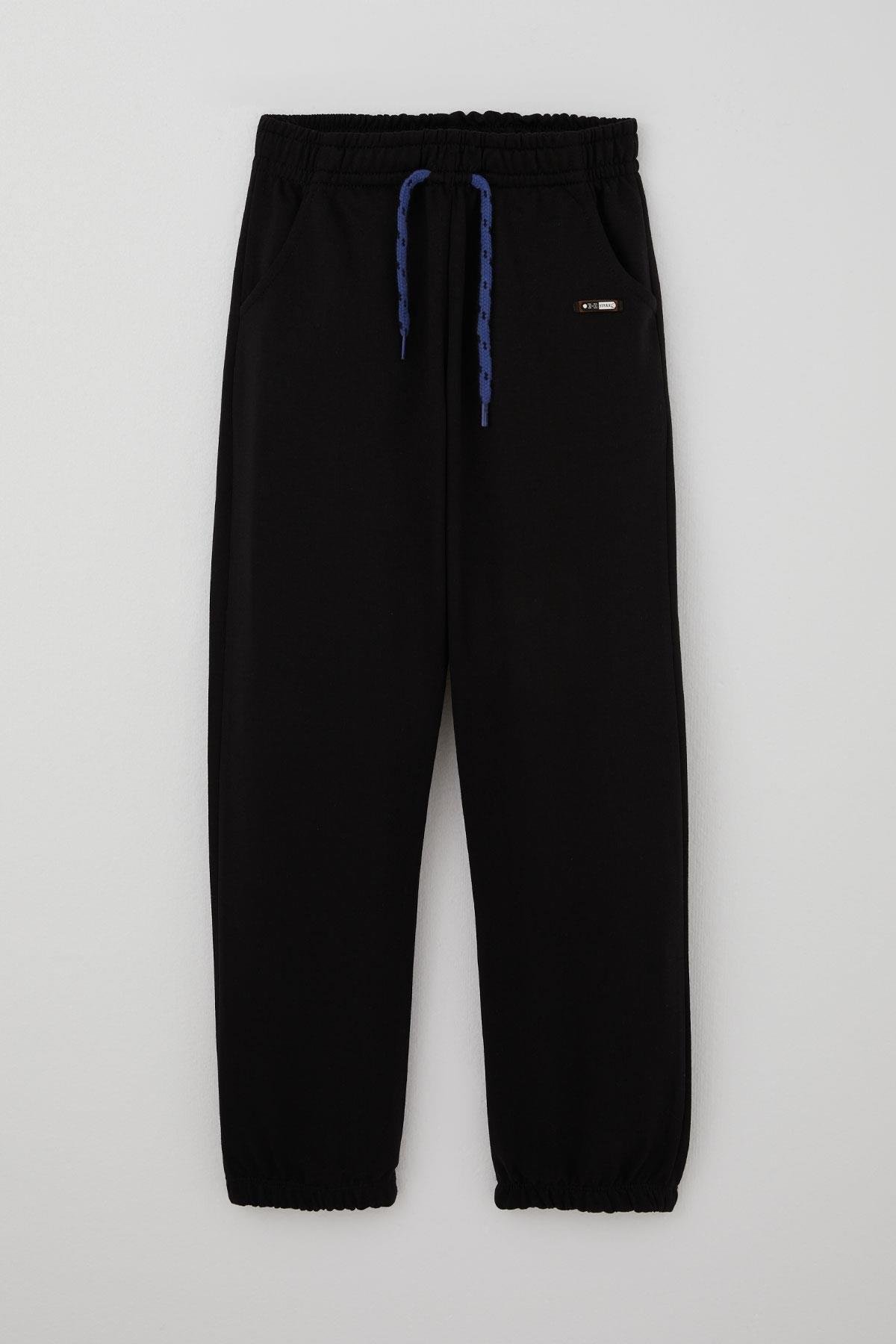 Breeze Erkek Çocuk Eşofman Altı Bağcık Aksesuarlı Arma Detaylı Siyah (4-8 Yaş)