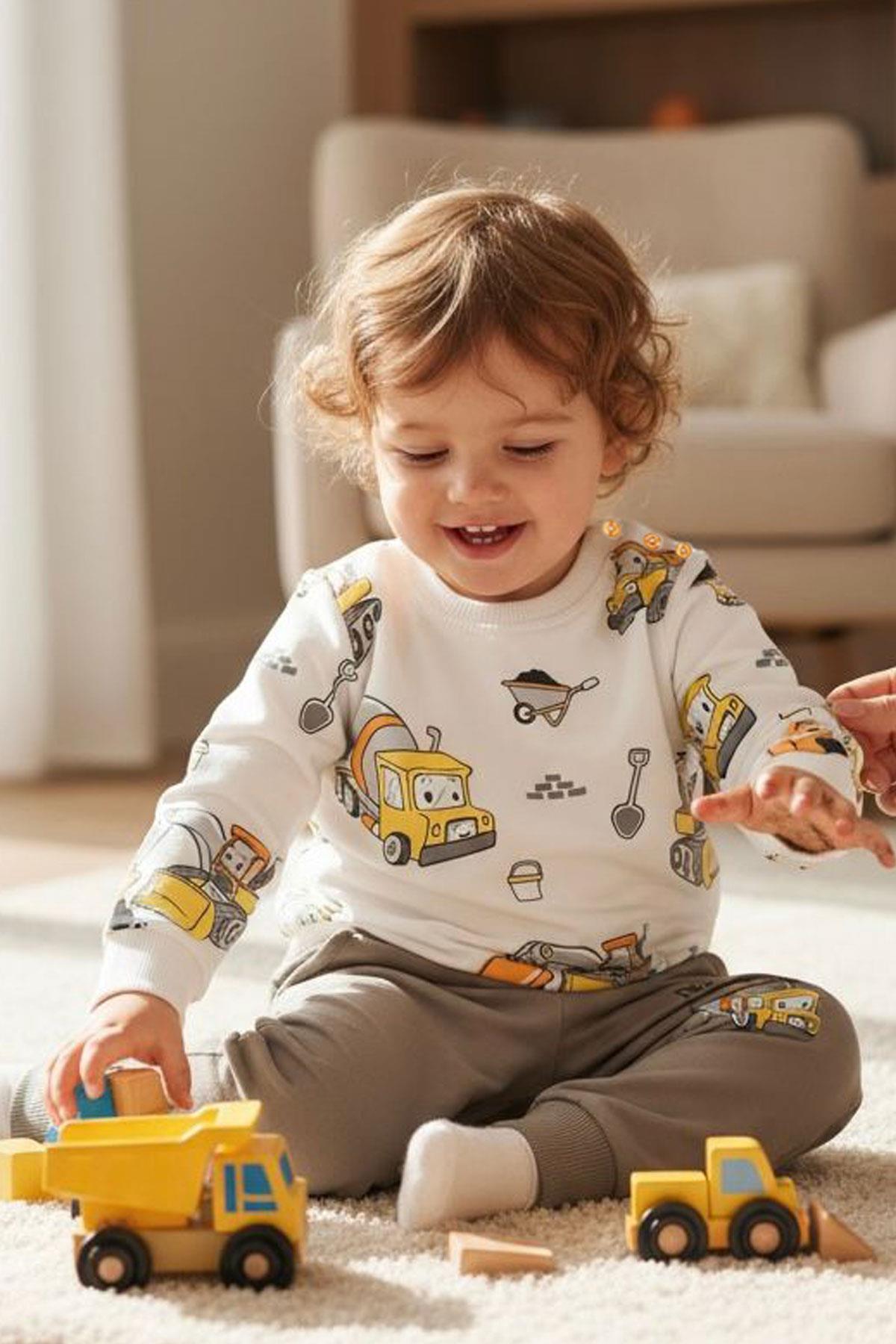 Breeze Erkek Çocuk Eşofman Takımı Küçük Operatör Çalışkan İş Makineleri Ekru (1-3 Yaş)