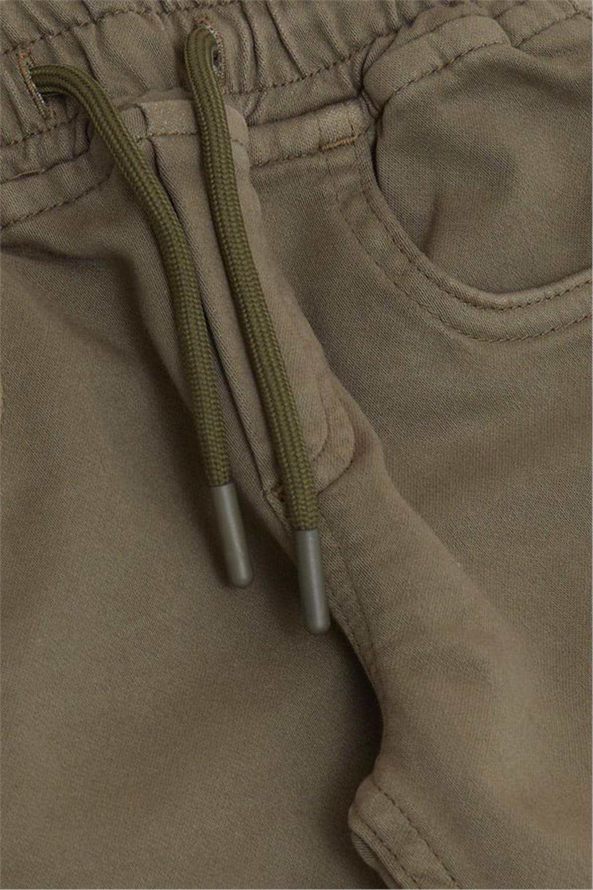Breeze Erkek Çocuk Pantolon Bağcıklı Beli Paçası Lastikli Koyu Haki Yeşil (1.5-5 Yaş)