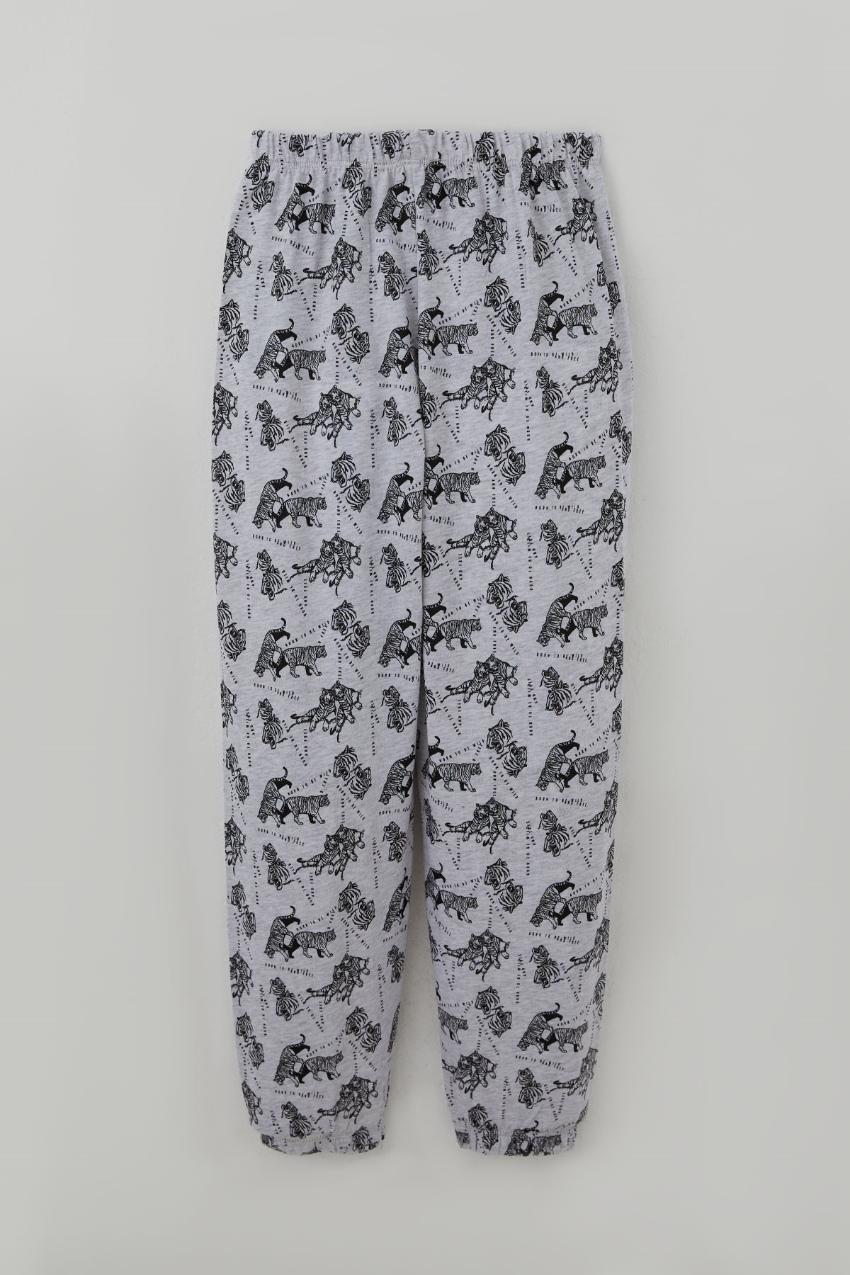Breeze Erkek Çocuk Pijama Takımı Sevimli Kaplanlar Desenli Açık Gri Melanj (4-8 Yaş)