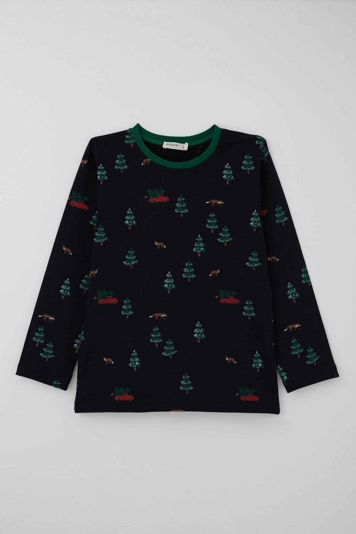 Breeze Erkek Çocuk Pijama Takımı Yılbaşı Temalı Çam Ağacı Desenli Lacivert (4-8 Yaş)