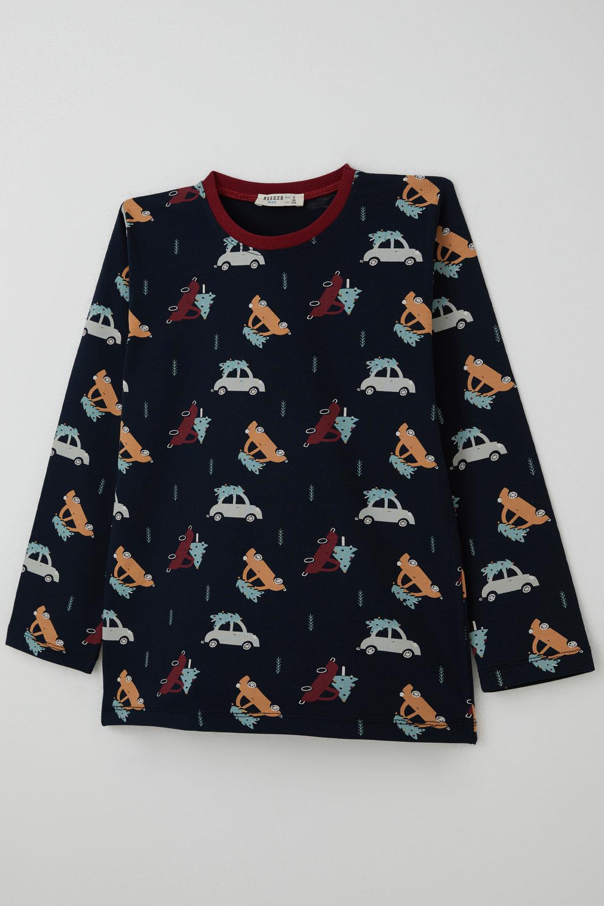 Breeze Erkek Çocuk Pijama Takımı Yılbaşı Temalı Çam Ağaçlı Araba Desenli Lacivert (4-8 Yaş)