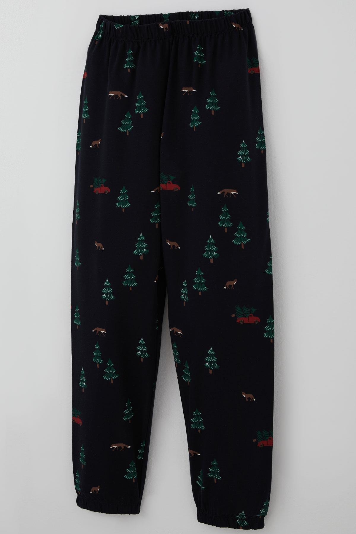 Breeze Erkek Çocuk Pijama Takımı Yılbaşı Temalı Çam Ağacı Desenli Lacivert (4-8 Yaş)