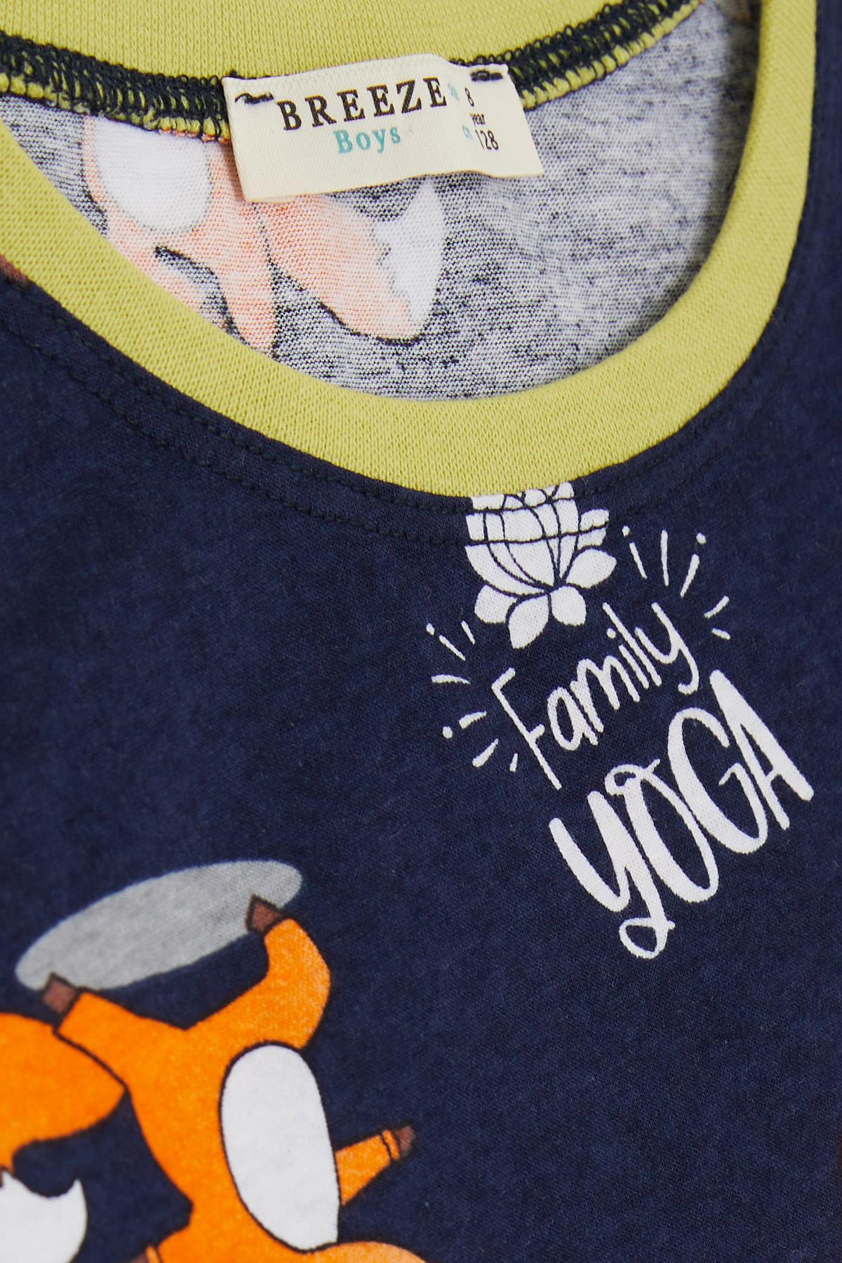 Breeze Erkek Çocuk Pijama Takımı Yogacı Aile Tilkicik Desenli Lacivert (4-8 Yaş)