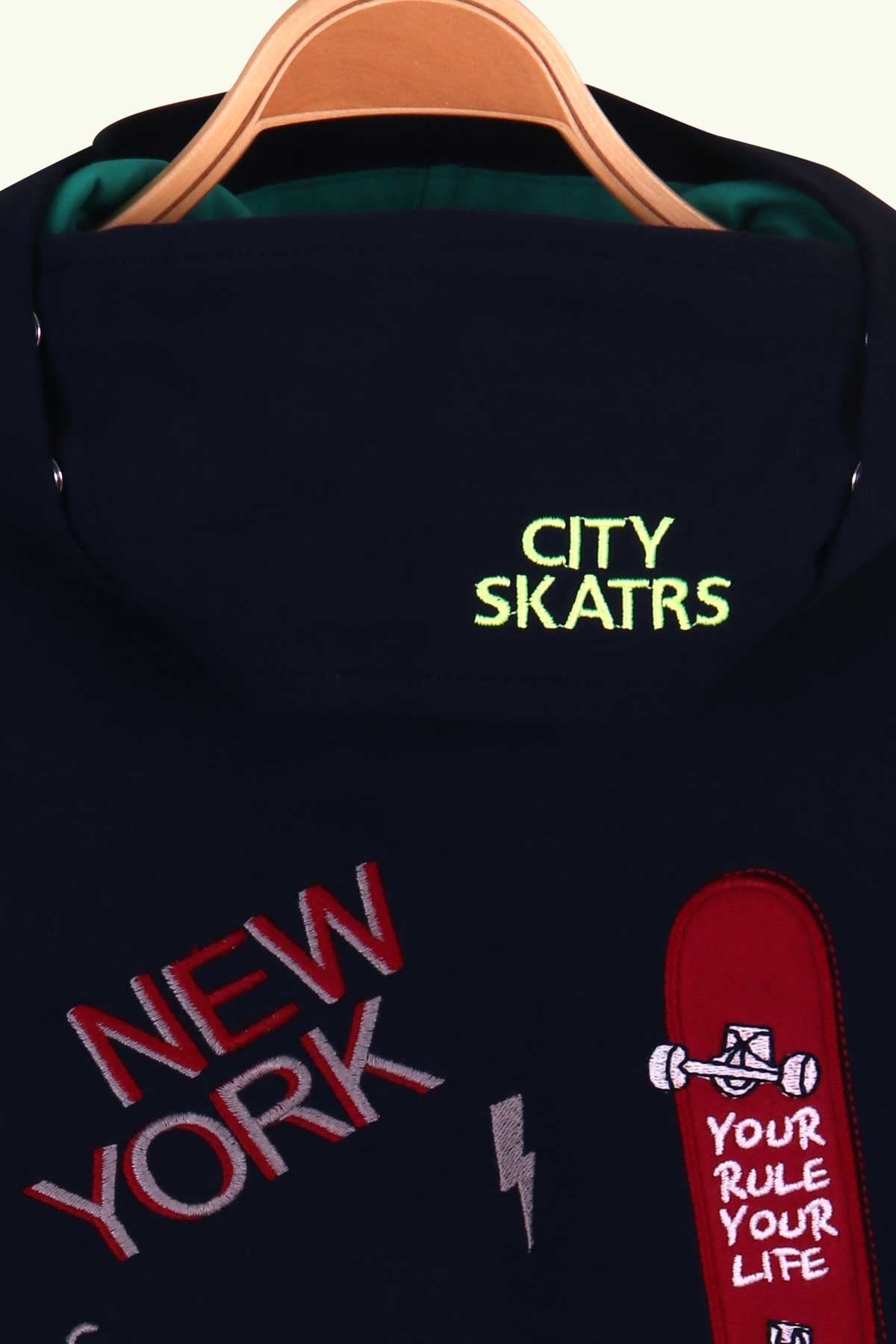 Breeze Erkek Çocuk Sweatshirt Kapüşonlu Kaykay Nakışlı Maskeli Lacivert (6-12 Yaş)