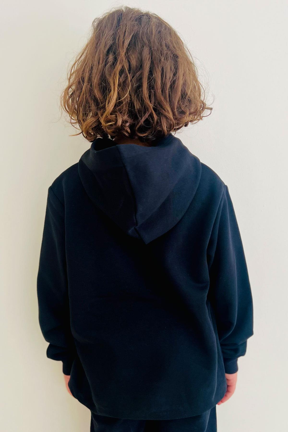 Breeze Erkek Çocuk Sweatshirt Yazı Nakışlı Kanguru Cepli Siyah (5 Yaş)