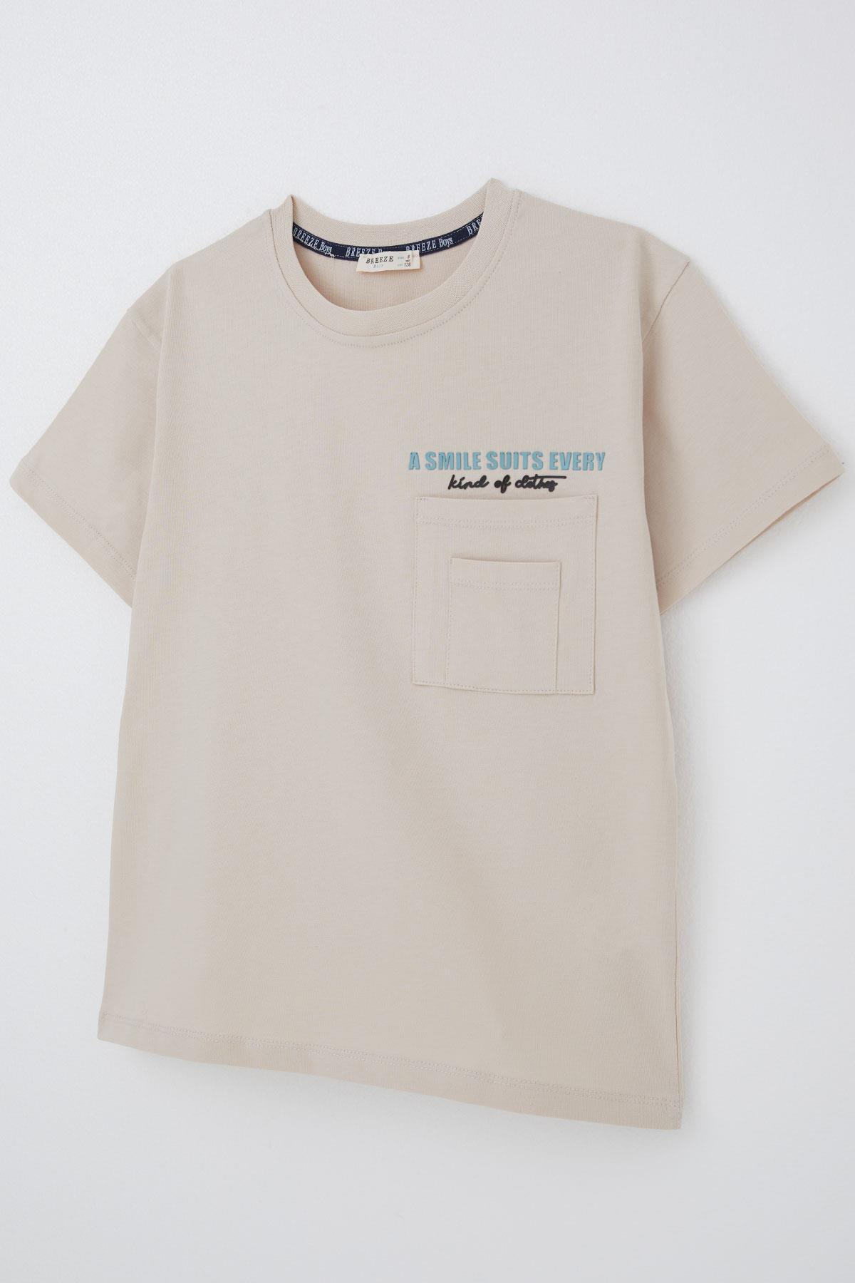 Breeze Erkek Çocuk Tişört Çift Cep Detaylı Kabartma Yazı Baskılı Bej (6-12 Yaş)