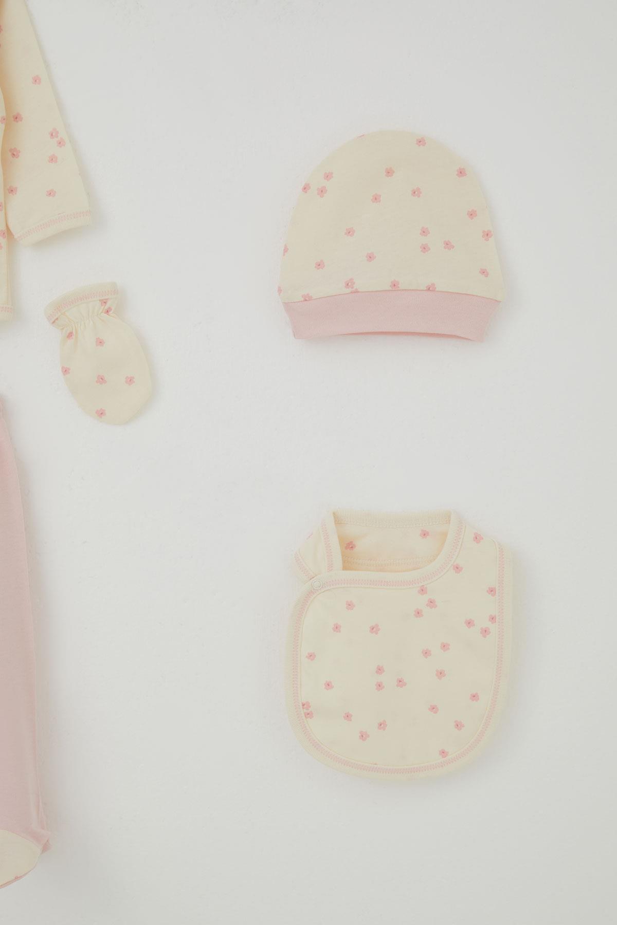 Breeze Kız Bebek Hastane Çıkışı 5 li Çiçek Desenli Krem (0-3 Ay)