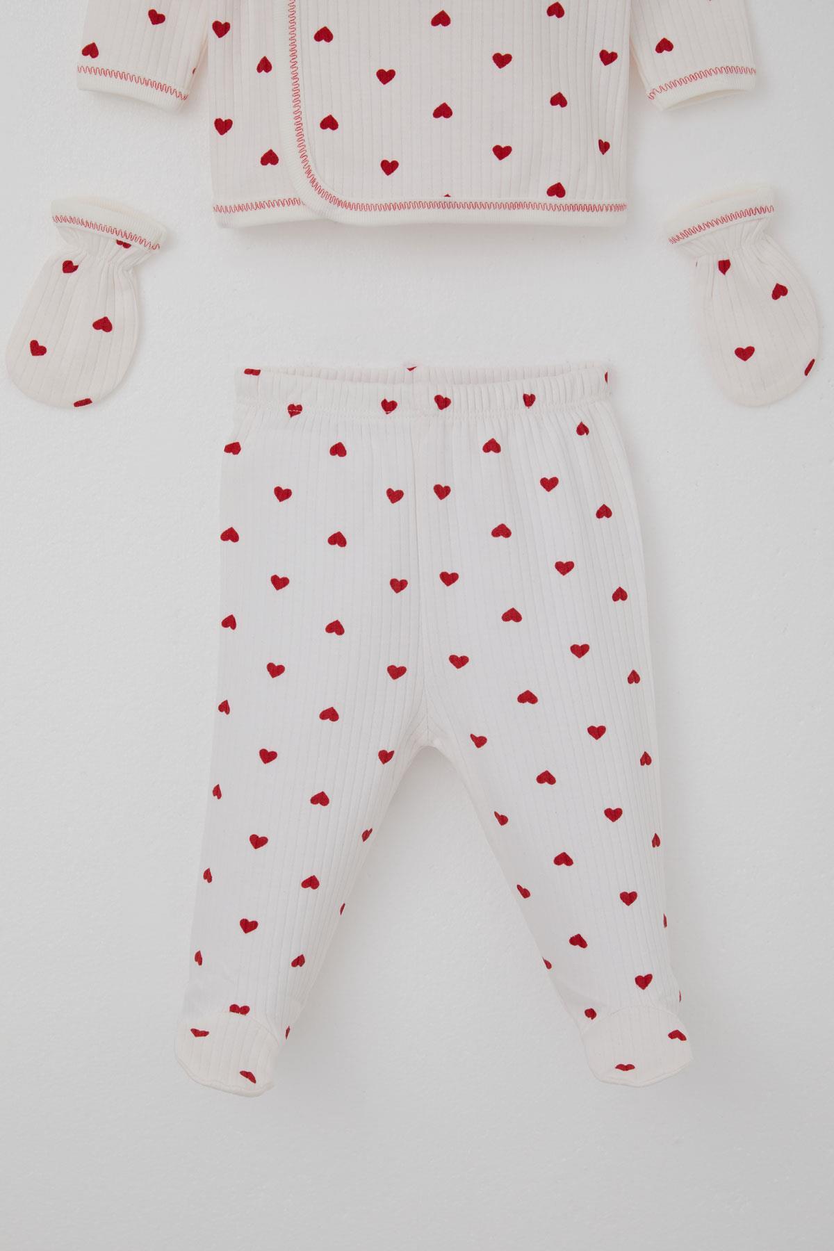 Breeze Kız Bebek Hastane Çıkışı 5 li Kalp Desenli Ekru (0-3 Ay)