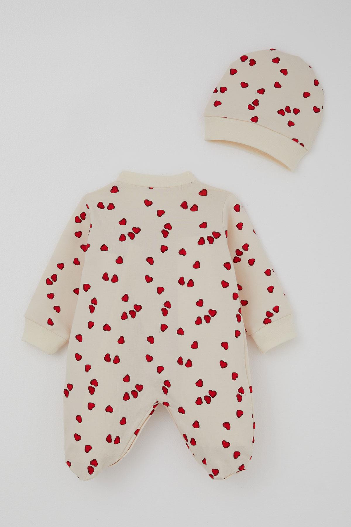 Breeze Kız Bebek Patikli Tulum Sevgi Temalı Kalp Desenli Krem (0-6 Ay)