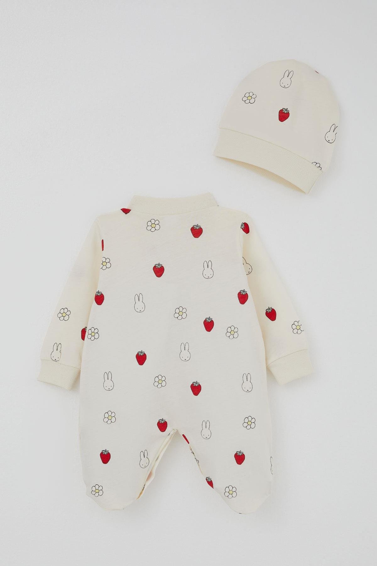Breeze Kız Bebek Patikli Tulum Sevimli Tavşancık & Çilek Desenli Ekru (0-6 Ay)