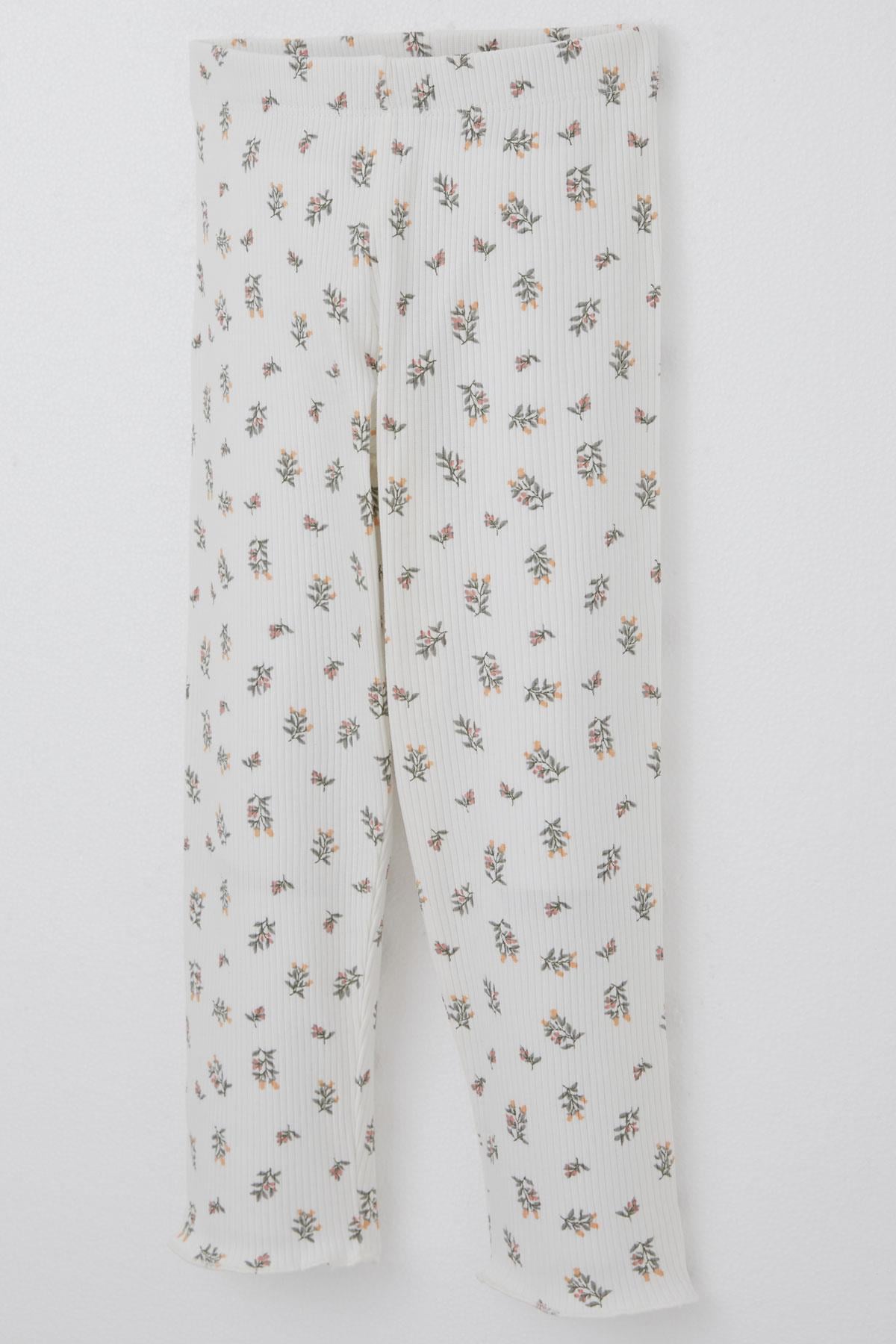 Breeze Kız Bebek Pijama Takımı Çiçek Desenli Omuzu Düğmeli Ekru (9 Ay-3 Yaş)