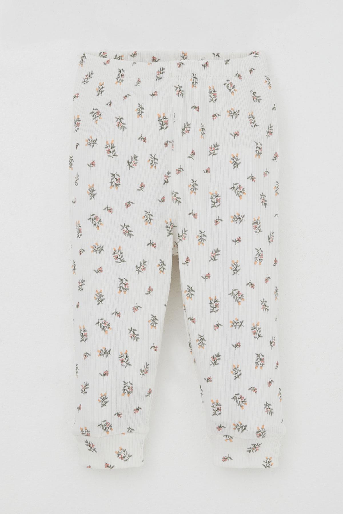 Breeze Kız Bebek Pijama Takımı Omuzdan Patlı Çiçek Desenli Ekru (4 Ay-1 Yaş)