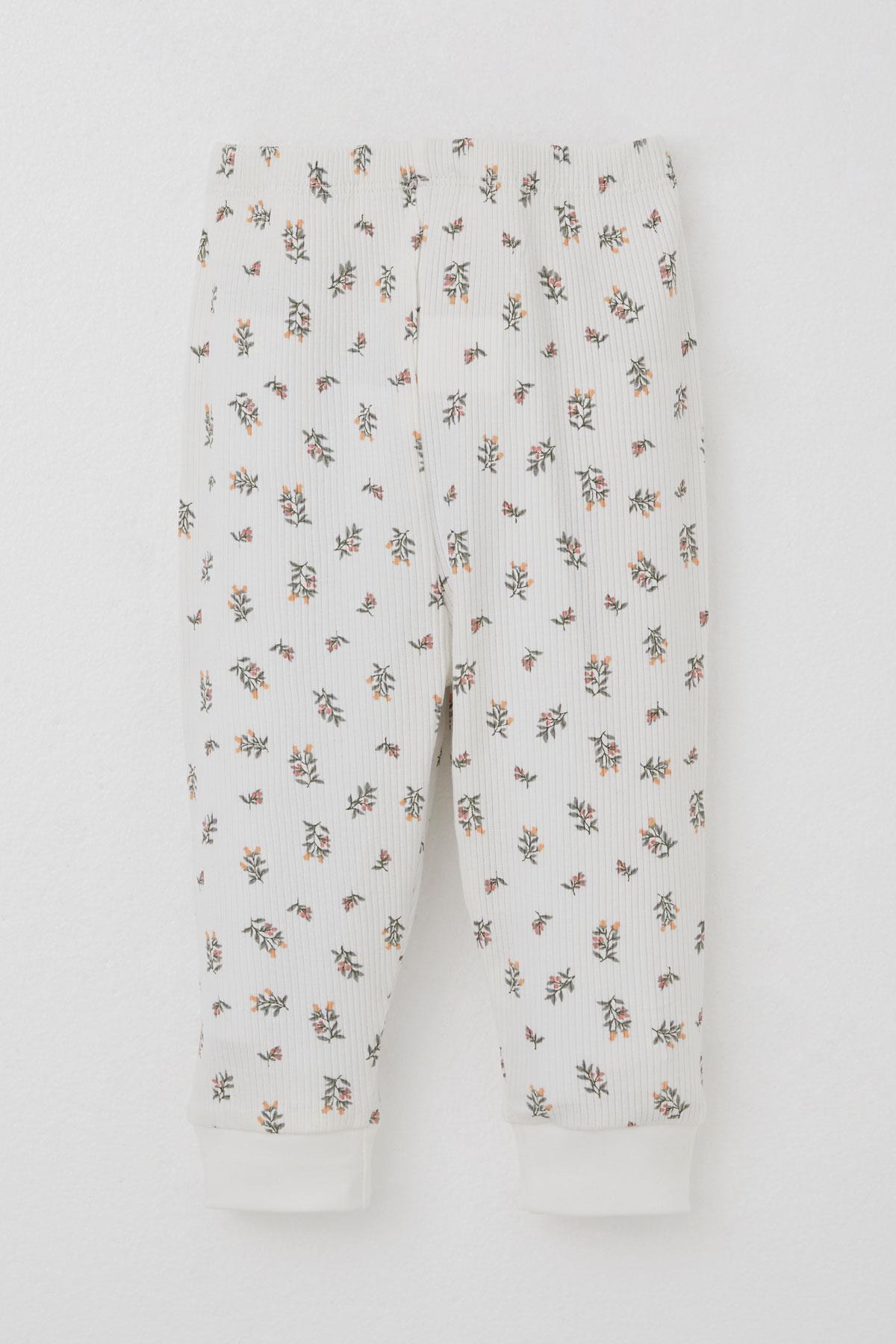 Breeze Kız Bebek Pijama Takımı Omuzdan Patlı Çiçek Desenli Ekru (4 Ay-1 Yaş)