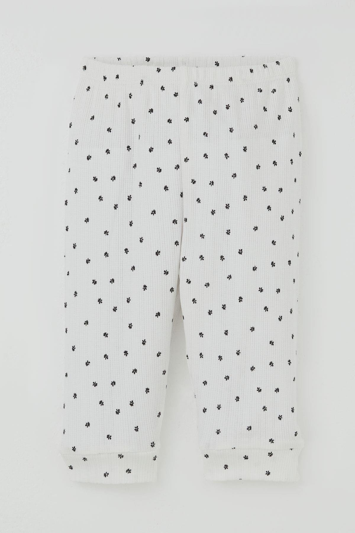 Breeze Kız Bebek Pijama Takımı Omuzdan Patlı Mini Çiçek Desenli Beyaz (4 Ay-1 Yaş)