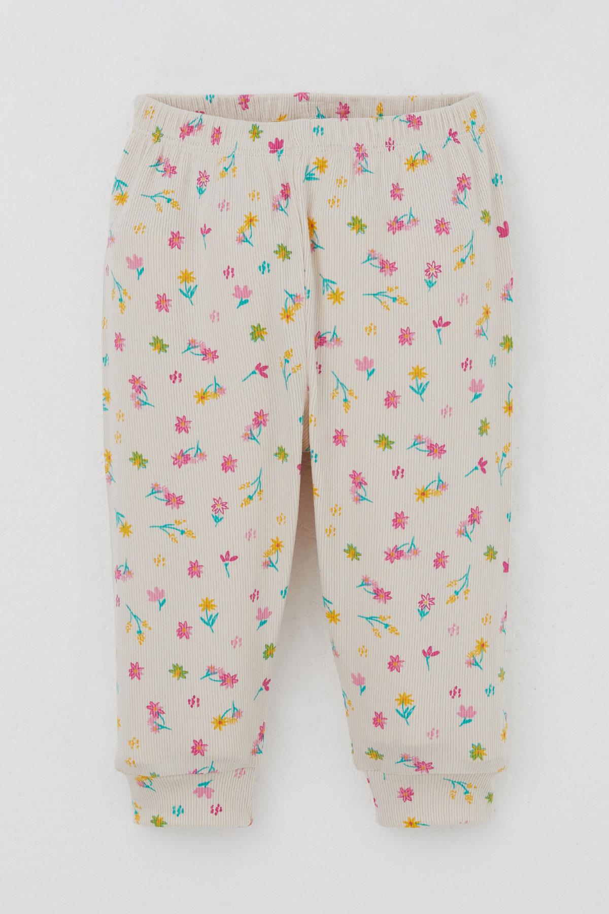 Breeze Kız Bebek Pijama Takımı Omuzdan Patlı Renkli Çiçek Desenli Krem (4 Ay-1 Yaş)