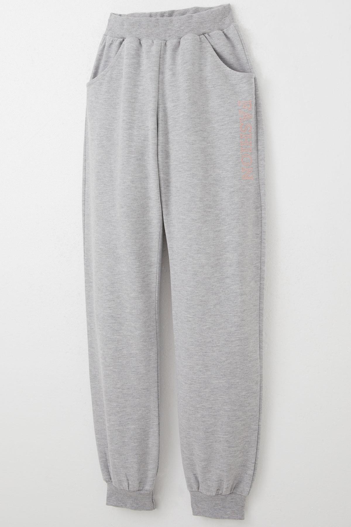 Breeze Kız Çocuk Eşofman Takım Moda Temalı Yazı Nakışlı Pembe (8-12 Yaş)