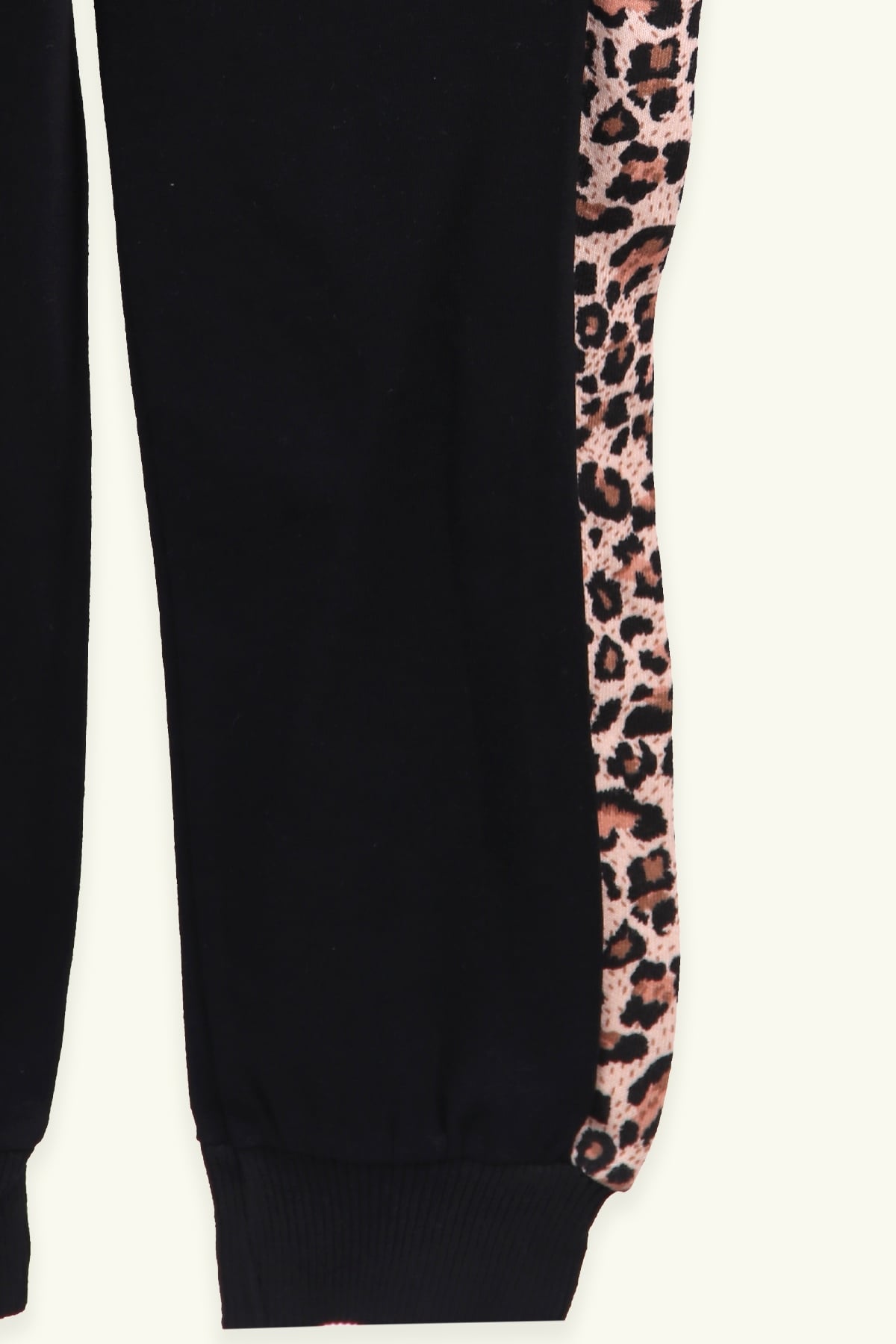 Breeze Kız Çocuk Eşofman Takımı Leoparlı Narçiçeği (6-12 Yaş)