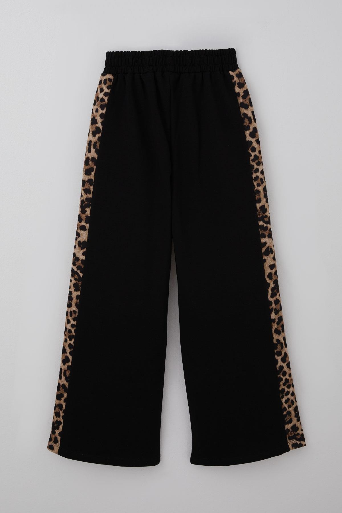 Breeze Kız Çocuk Eşofman Takımı Yazı Nakışlı Kenarları Leopar Desenli Siyah (9 Yaş)