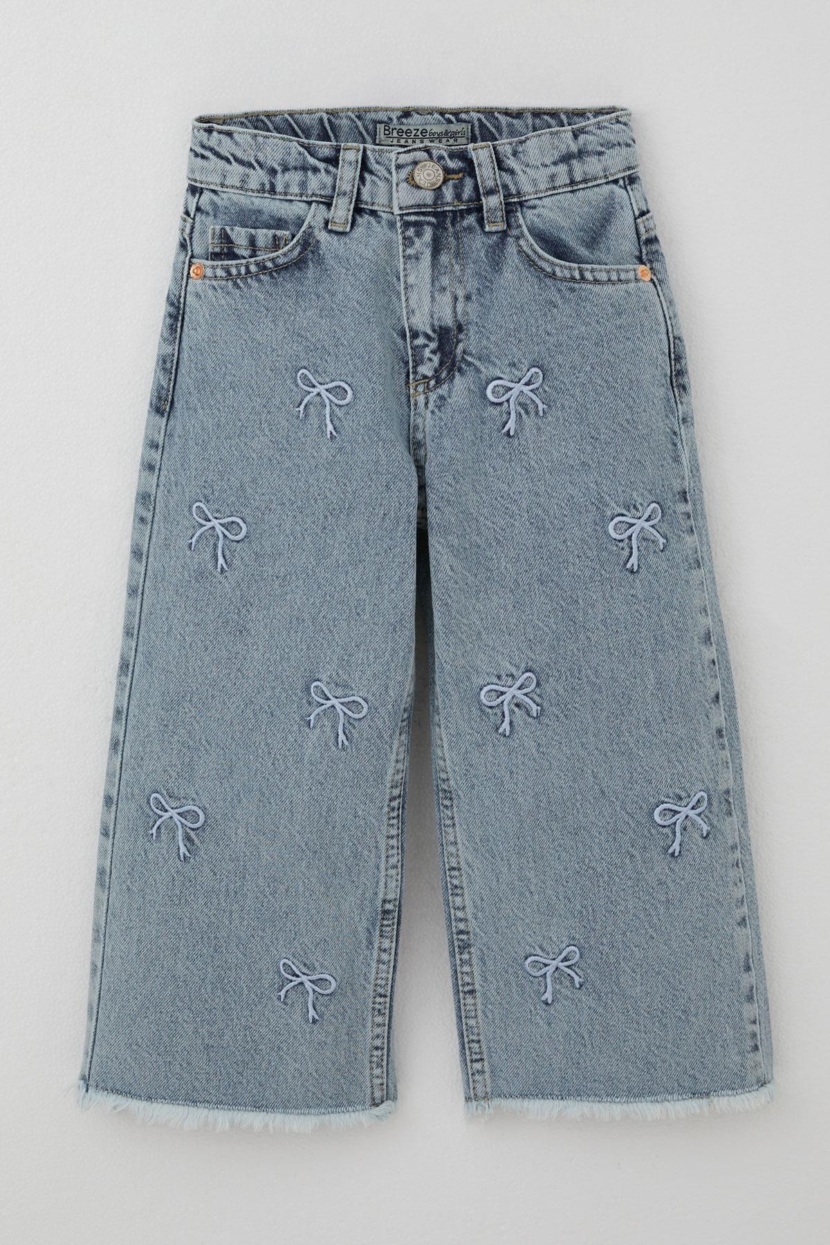 Breeze Kız Çocuk Jean Pantolon Fiyonk Nakışlı Paça Kısmı Püskül Detaylı Açık Mavi (3-7 Yaş)