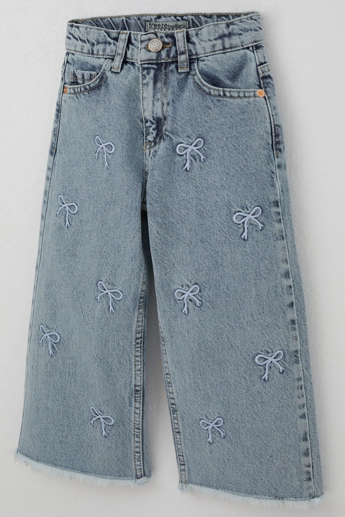 Breeze Kız Çocuk Jean Pantolon Fiyonk Nakışlı Paça Kısmı Püskül Detaylı Açık Mavi (3-7 Yaş)