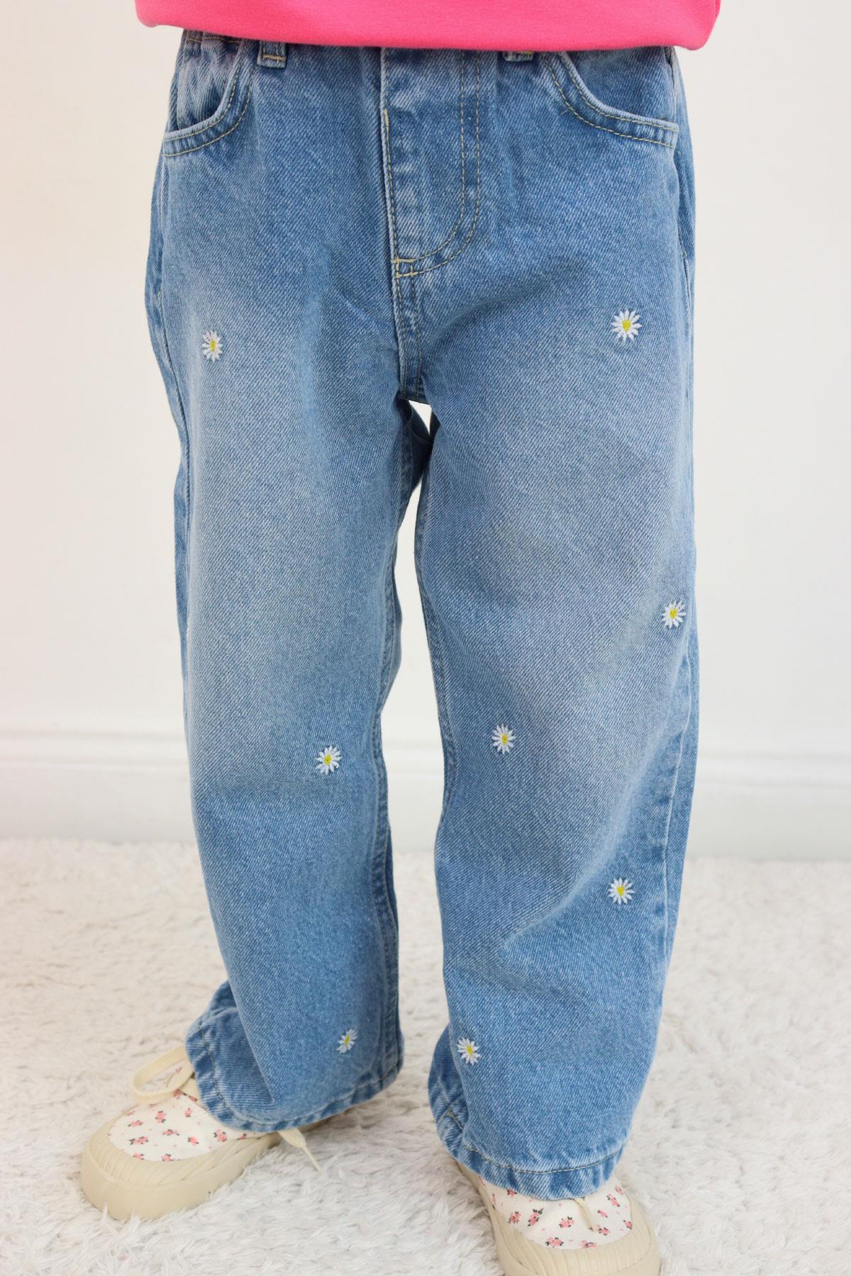 Breeze Kız Çocuk Jean Pantolon Papatya Nakışlı Düğmeli Açık Mavi (1.5-4 Yaş)