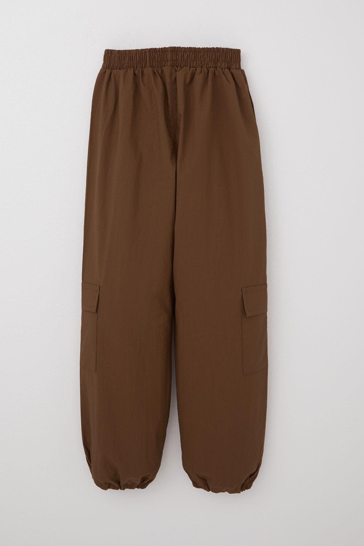 Breeze Kız Çocuk Paraşüt Jogger Paça Pantolon Kargo Cep Koyu Kahve (7-12 Yaş)