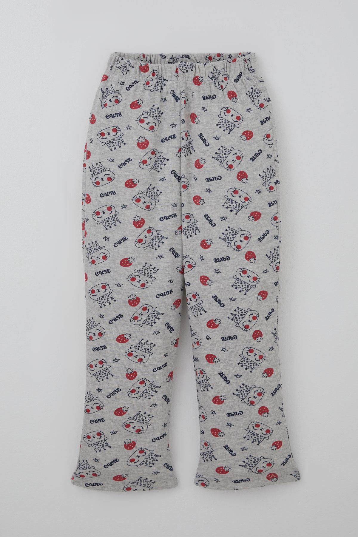 Breeze Kız Çocuk Pijama Takımı Kraliçe Kedicik & Çilek Desenli Açık Gri Melanj (7-11 Yaş)