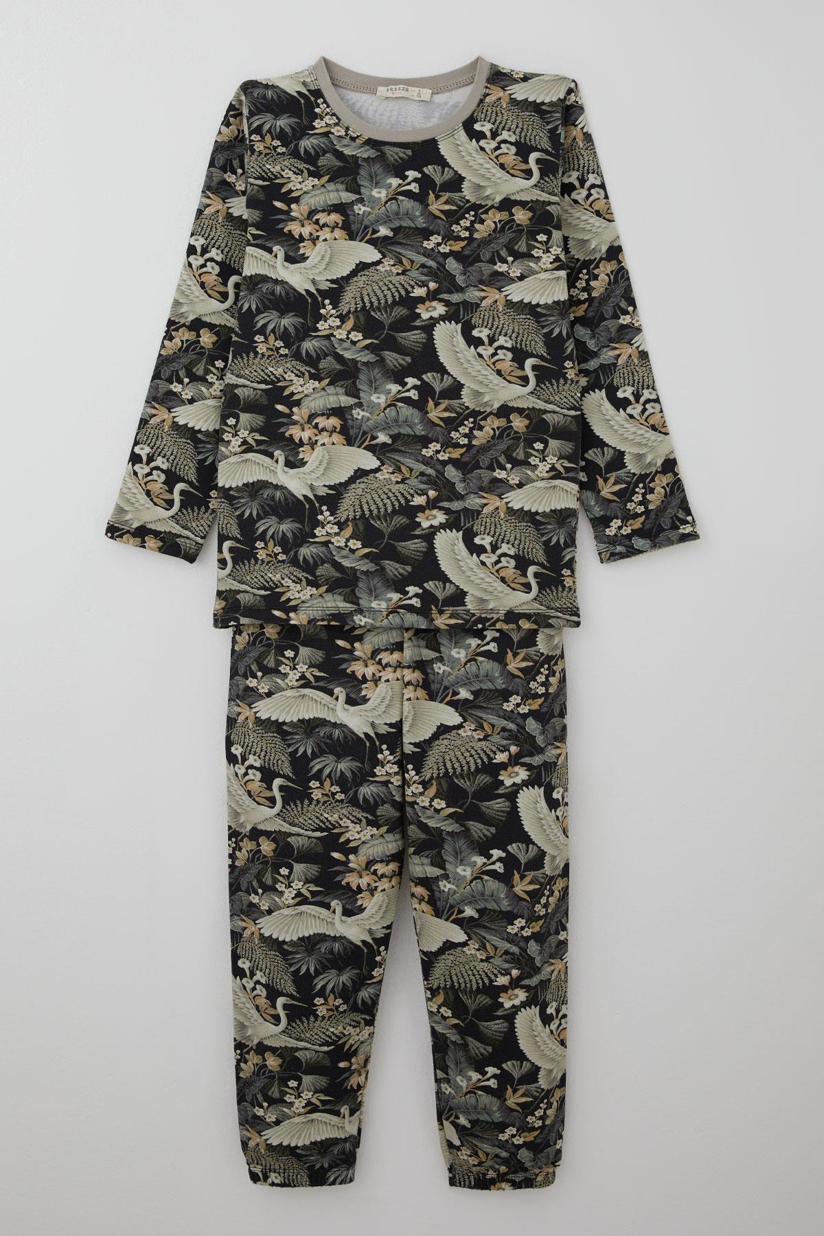 Breeze Kız Çocuk Pijama Takımı Orman Temalı Leylek Desenli Karışık Renk (4-8 Yaş)