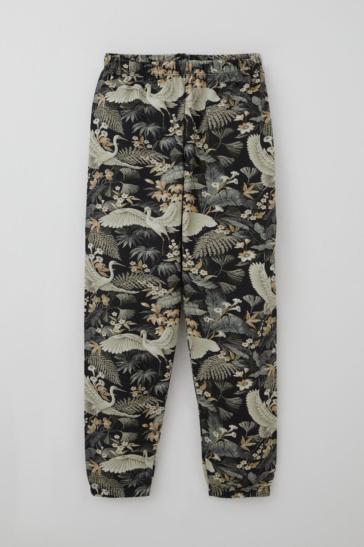 Breeze Kız Çocuk Pijama Takımı Orman Temalı Leylek Desenli Karışık Renk (4-8 Yaş)