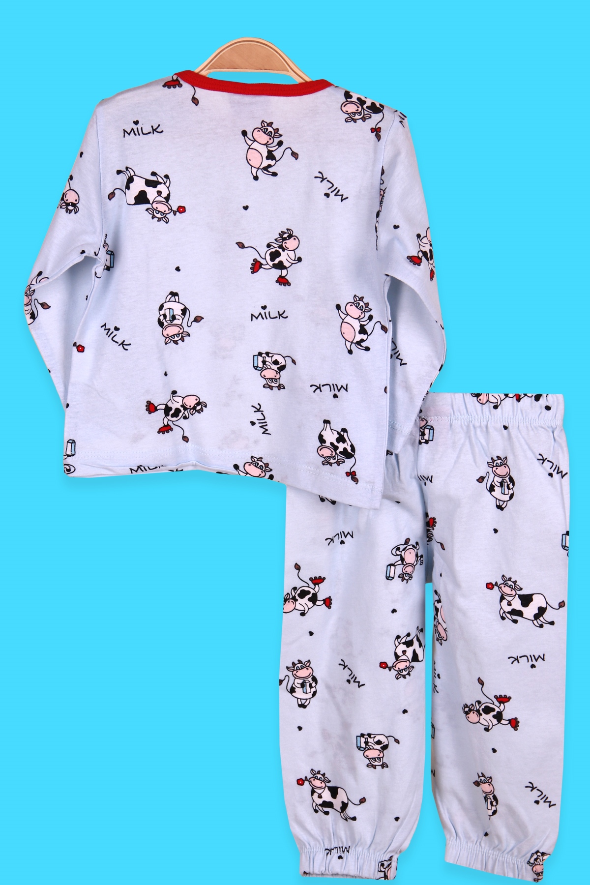 Breeze Kız Çocuk Pijama Takımı Paten Süren İnek Desenli Bebe Mavisi (1-4 Yaş)