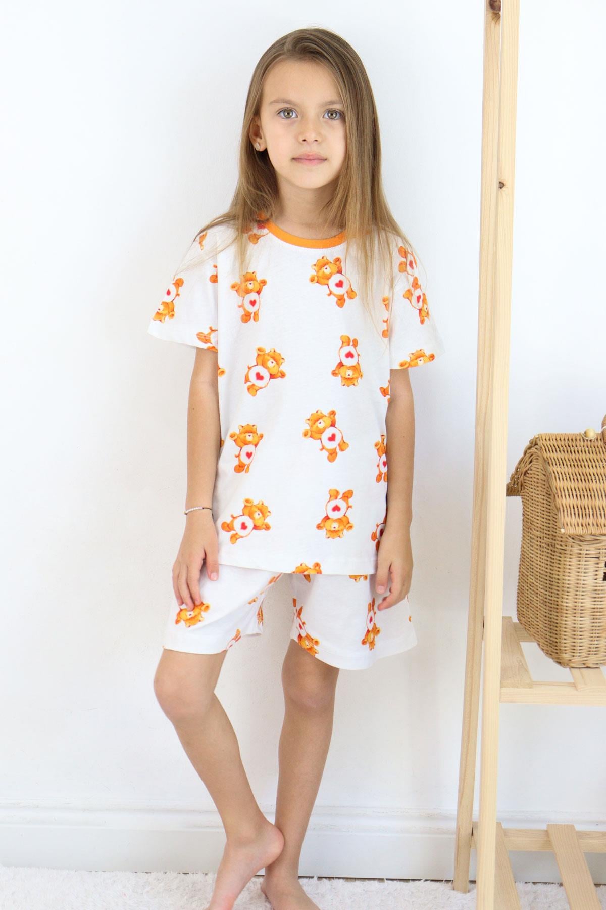 Breeze Kız Çocuk Şortlu Pijama Takımı Kalpli Bebek Ayıcık Desenli Beyaz (4-8 Yaş)