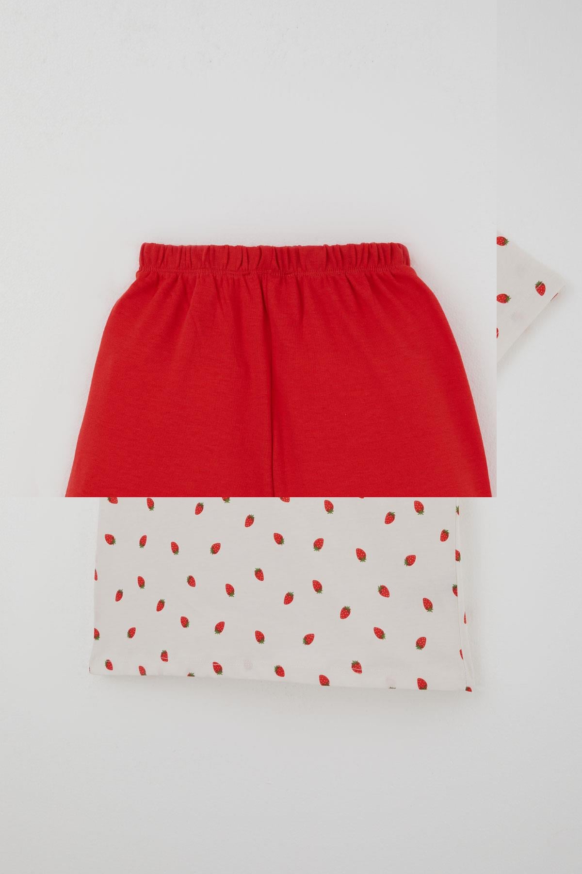 Breeze Kız Çocuk Şortlu Pijama Takımı Çilek Desenli Krem (4-8 Yaş)