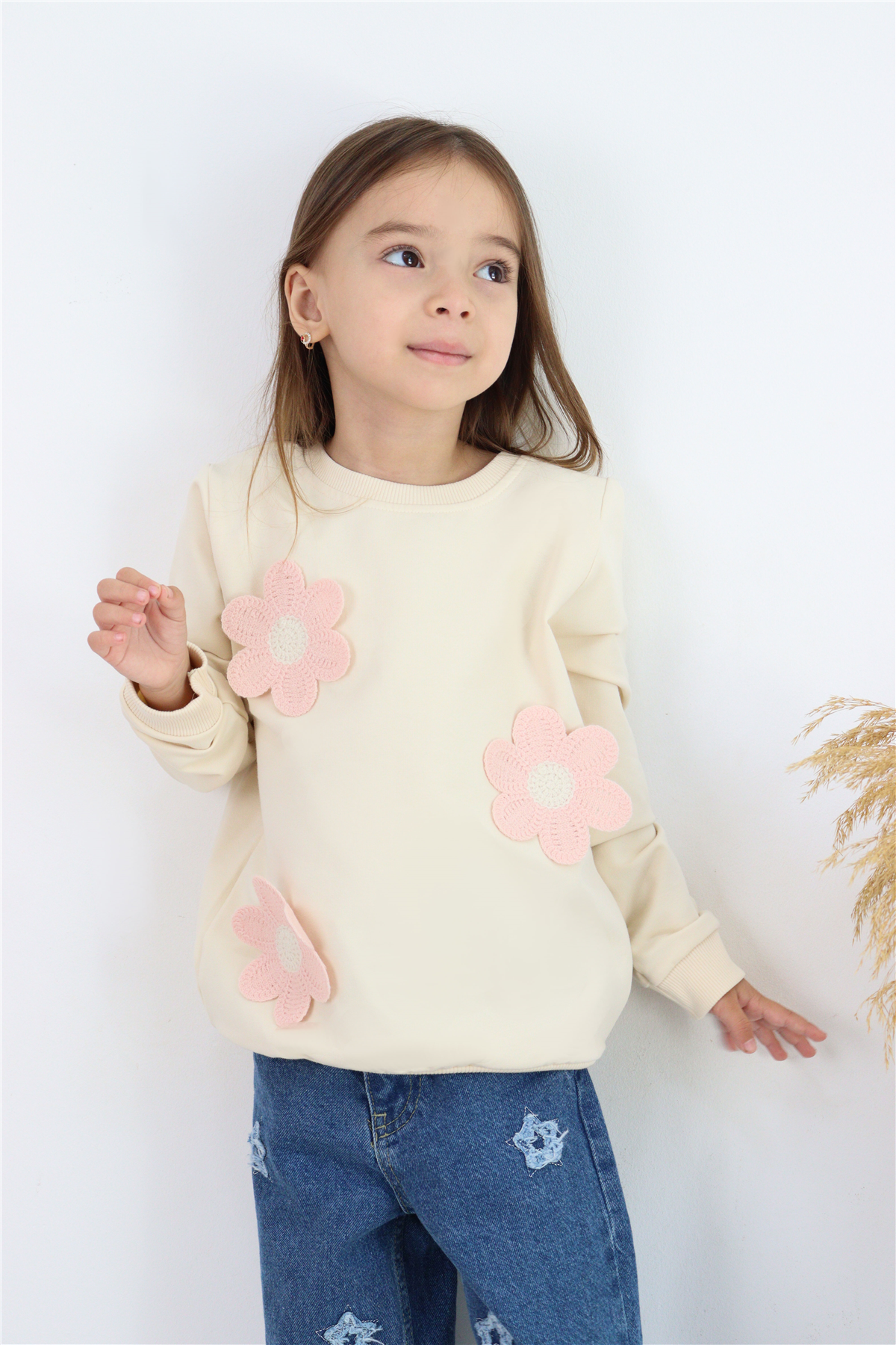 Breeze Kız Çocuk Sweatshirt Triko Papatya Aplikeli Krem (4-8 Yaş)