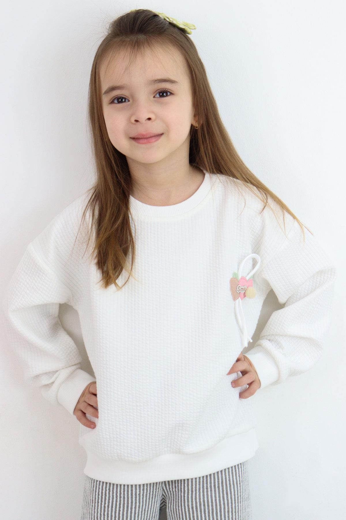 Breeze Kız Çocuk Sweatshirt Waffle Dokulu Kalpli Ponponlu Arma Detaylı Ekru (5-9 Yaş)