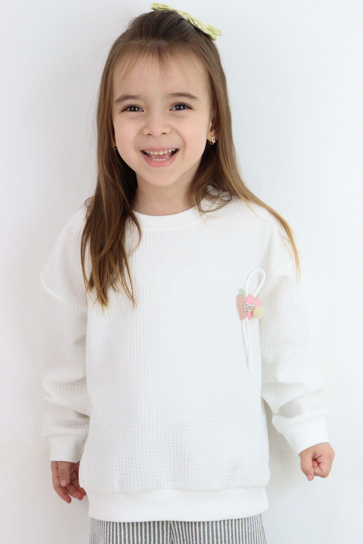 Breeze Kız Çocuk Sweatshirt Waffle Dokulu Kalpli Ponponlu Arma Detaylı Ekru (5-9 Yaş)