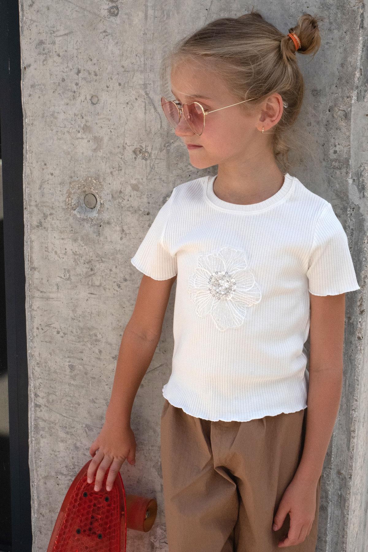 Breeze Kız Çocuk Tişört Tül Çiçek Armalı Boncuk Aksesuarlı Kemer Boy Ekru (8-14 Yaş)