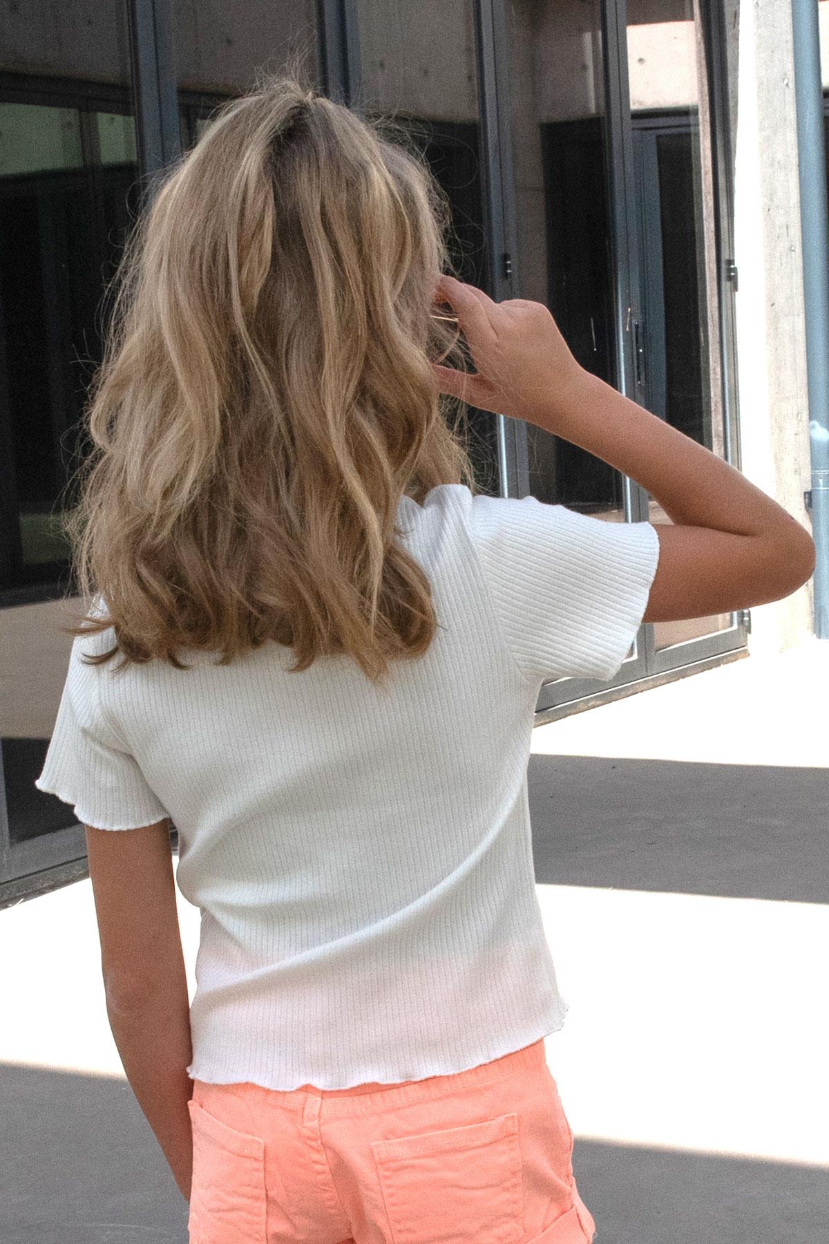 Breeze Kız Çocuk Tişört Tül Çiçek Armalı Boncuk Aksesuarlı Kemer Boy Ekru (8-14 Yaş)