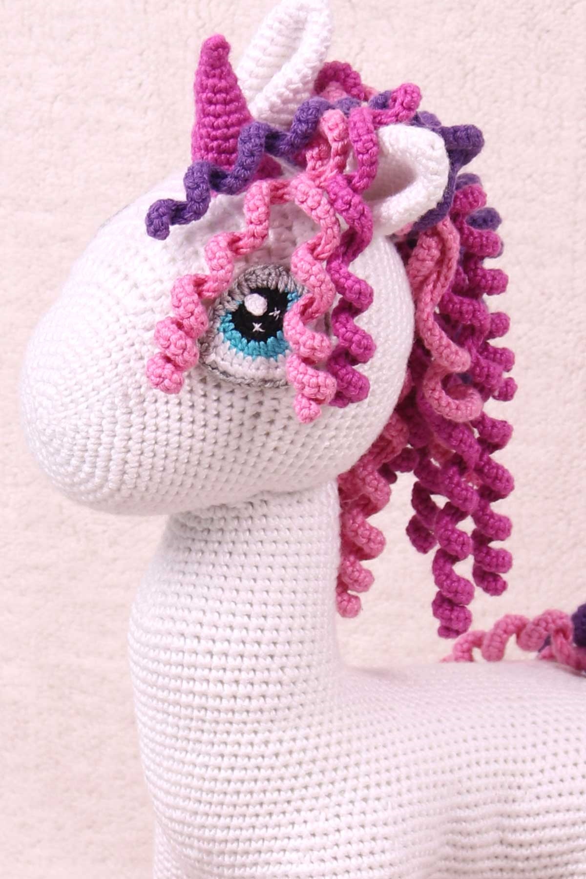 Breeze Unicorn Amigurumi Organik Oyuncak Ekru (Boy 35 cm-En 17 cm)