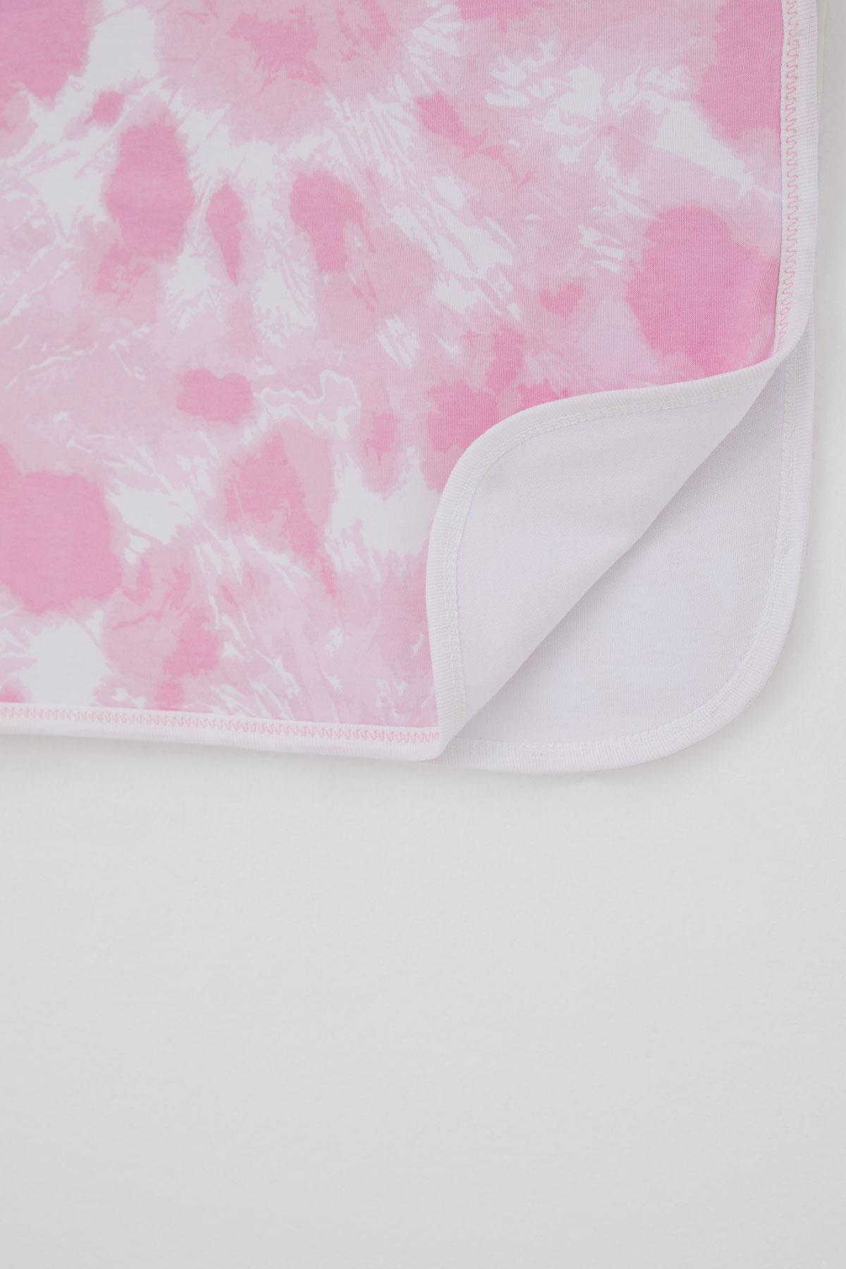 Breeze  Yenidoğan Bebek Battaniyesi Batik Desenli Pembe (78 x 88 cm)