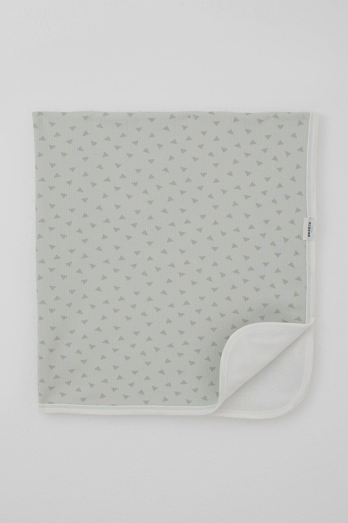 Breeze  Yenidoğan Bebek Battaniyesi Minik Üçgenler Desenli Su Yeşili (76 x 87 cm)