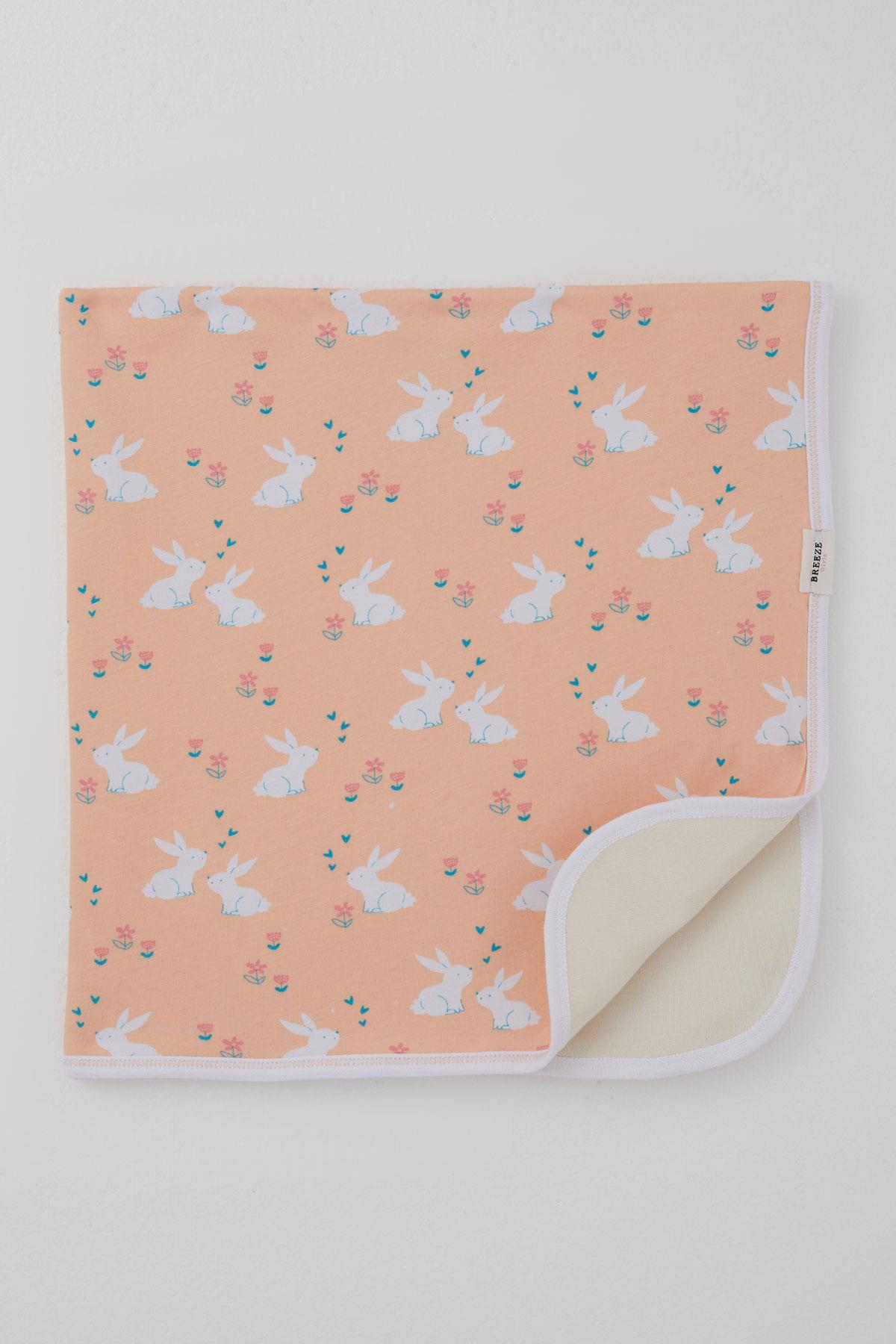 Breeze  Yenidoğan Bebek Battaniyesi Sevimli Tavşancıklar Desenli Çiçekli Somon (78 x 88 cm)