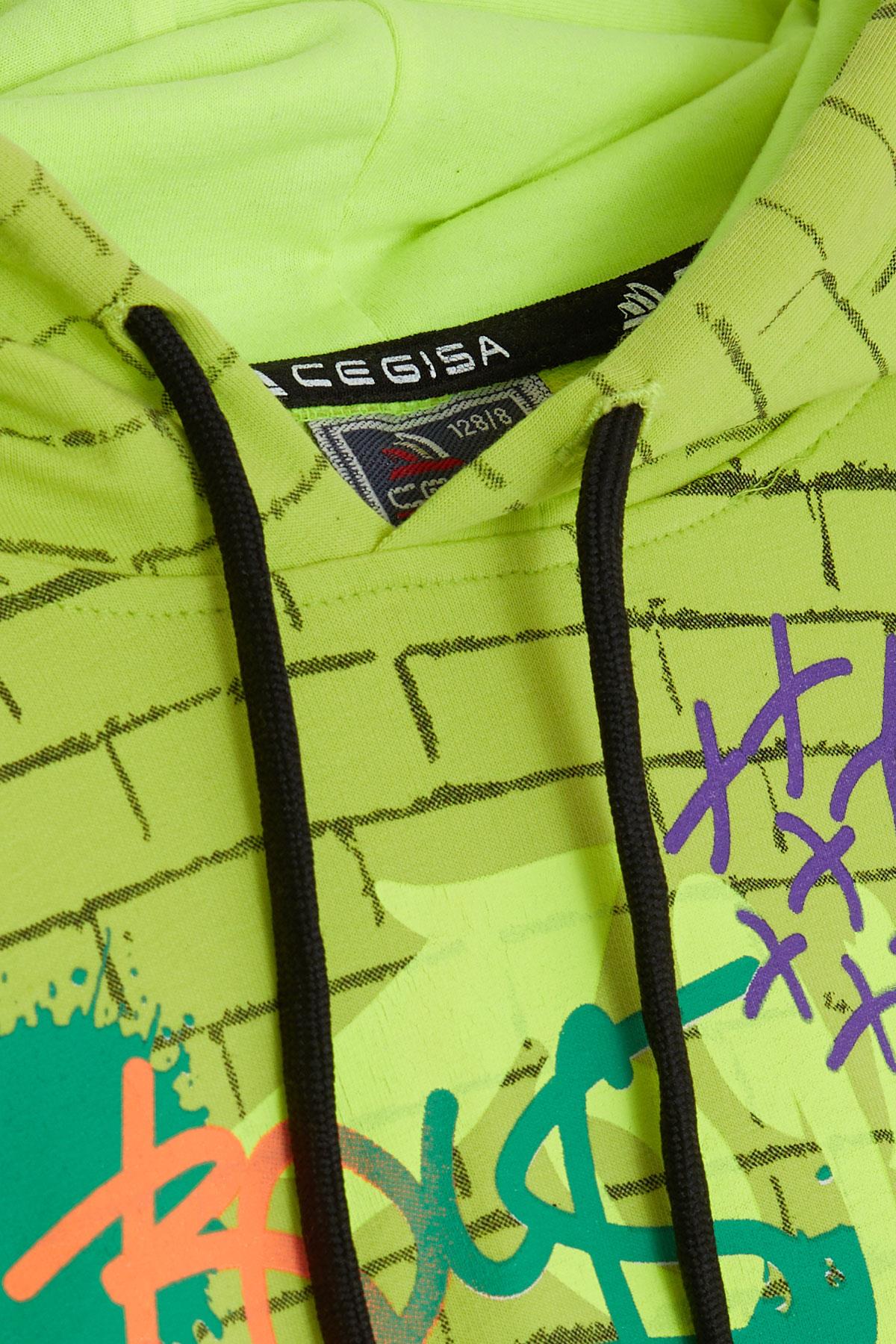Cegisa Erkek Çocuk Kapüşonlu Sweatshirt Renkli Grafiti Desenli Fıstık Yeşili (6-9 Yaş)