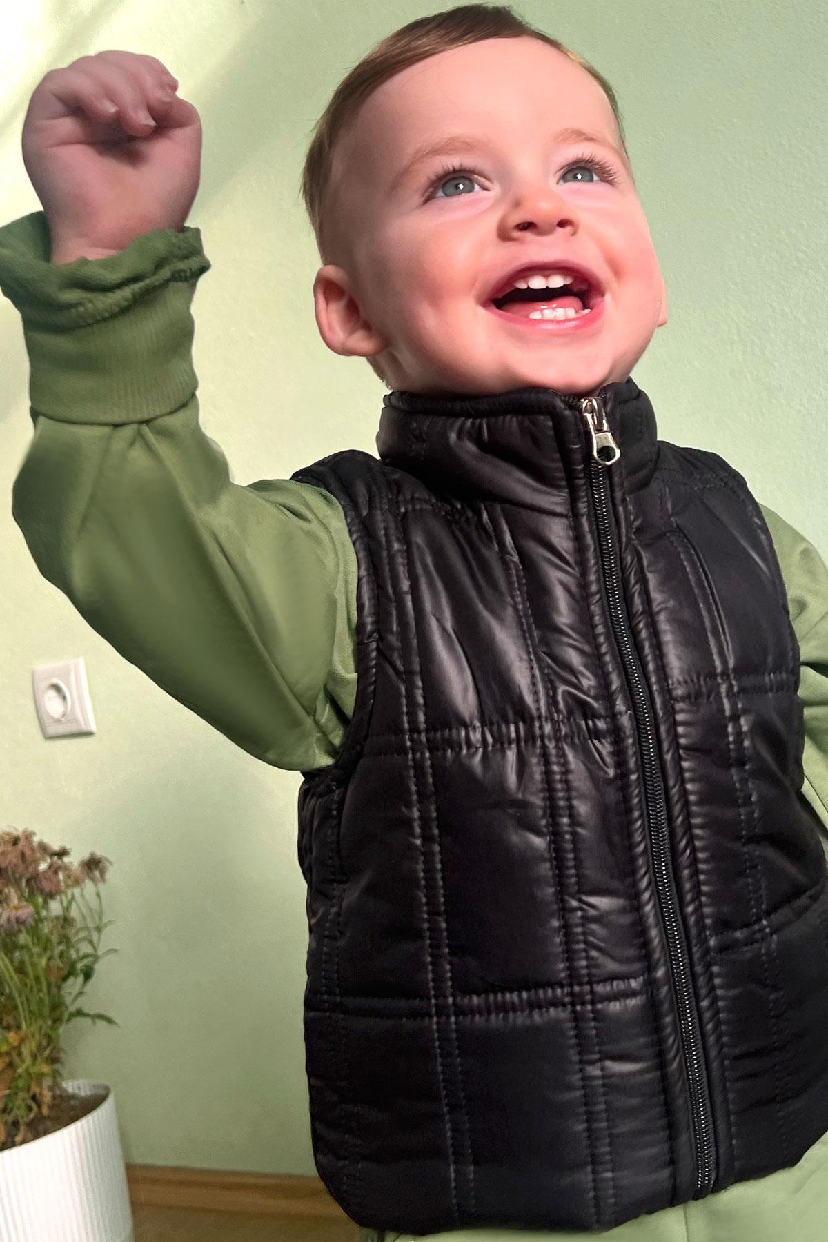 Donino Erkek Çocuk Eşofman Takımı Yazı Baskılı Kare Mikro Yelekli Haki Yeşil (2-5 Yaş)