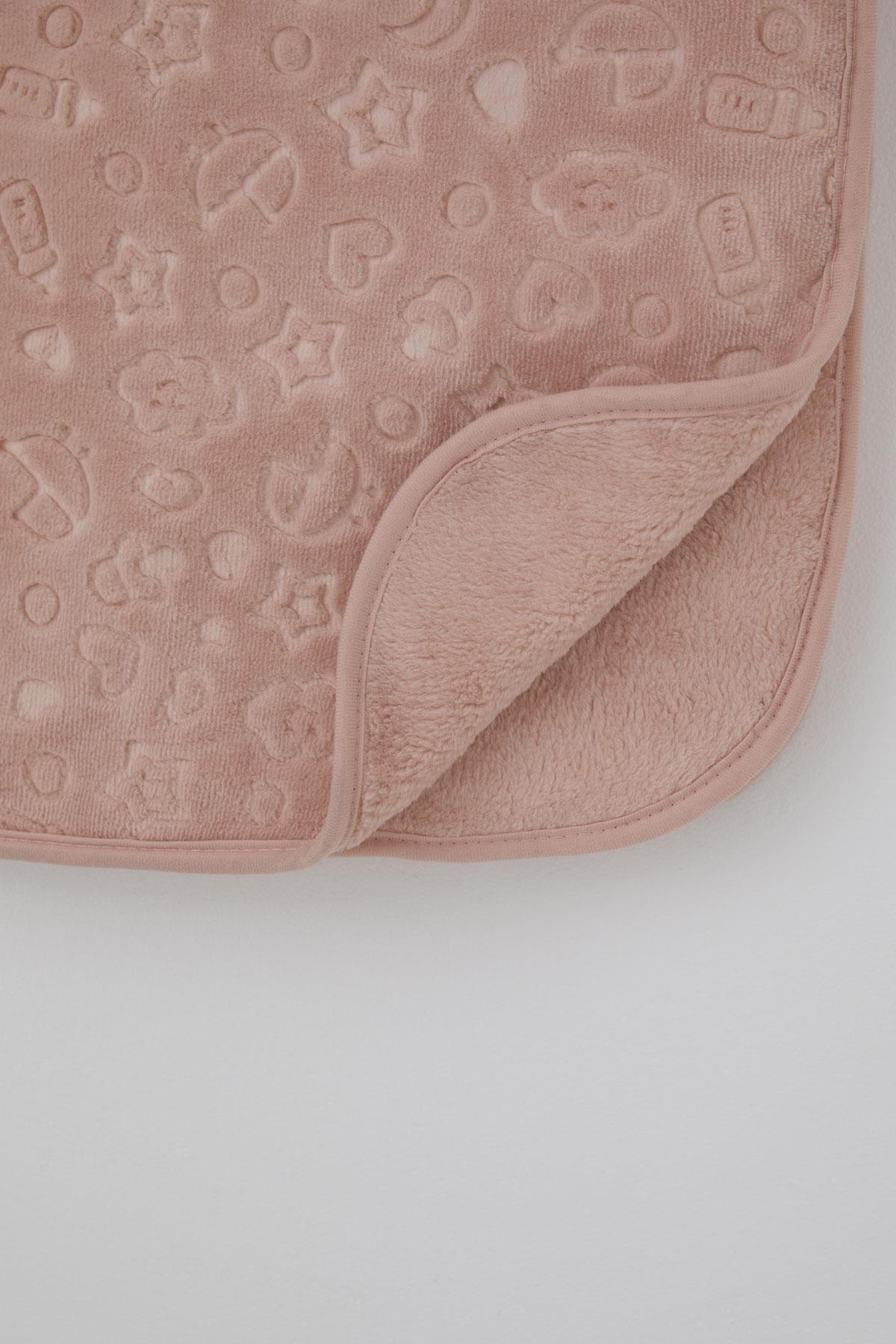 Golden  Golden Yenidoğan Bebek Battaniyesi Emboss Kabartma Desenli Gülkurusu (100 x 120 cm)