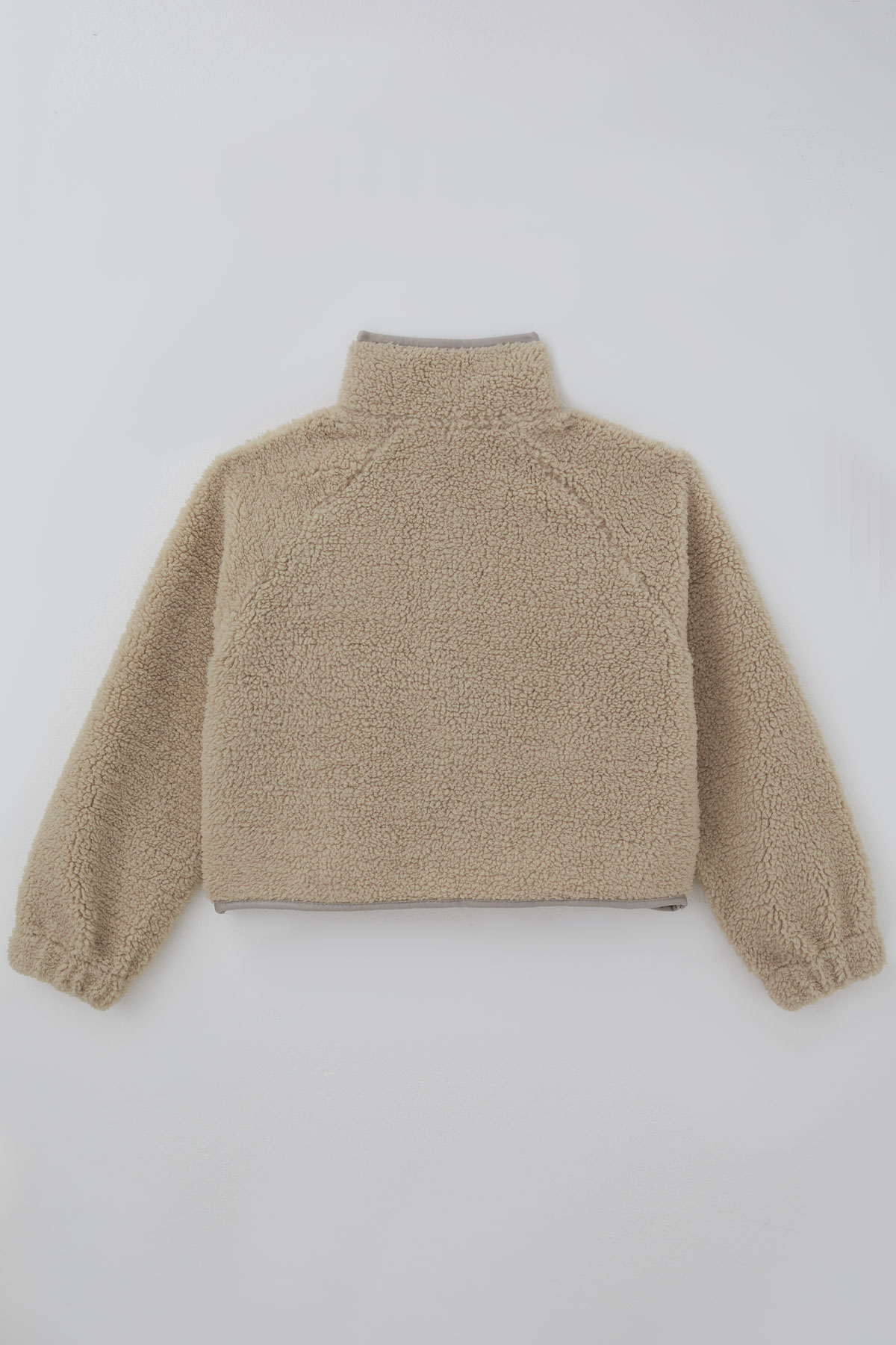 Orko Kız Çocuk Peluş Crop Hırka Kontrast Şerit & Dekoratif Yazı Arma Detaylı Fermuarlı Bej (10-16 Yaş)