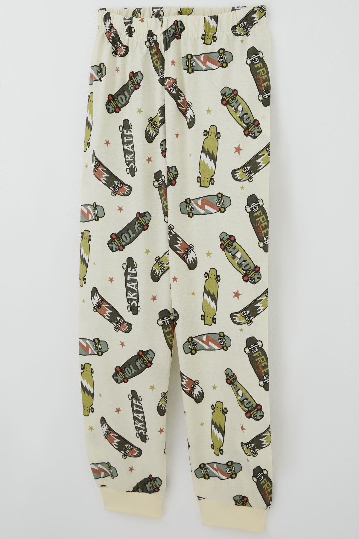 Paty Kıds Erkek Çocuk Pijama Takımı Kısa Kollu Kaykay Desenli Krem (8-12 Yaş)