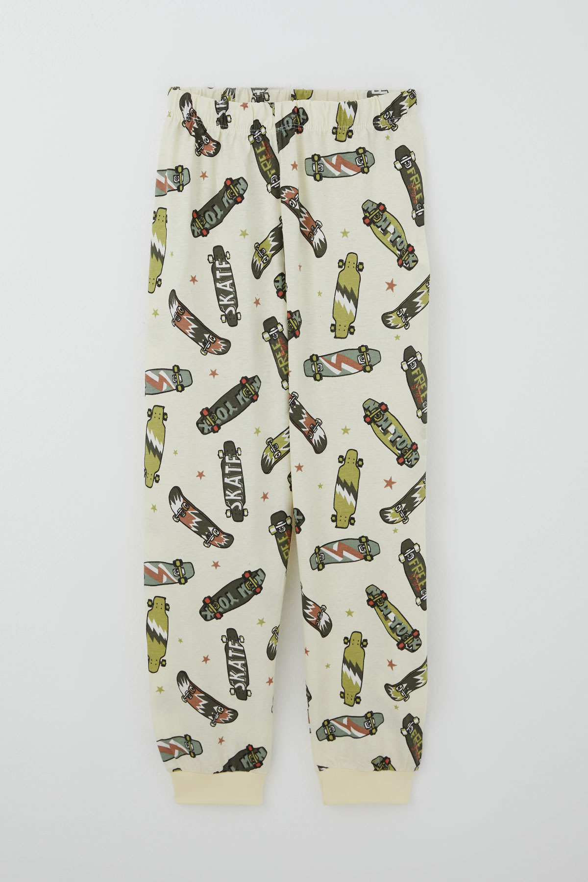 Paty Kıds Erkek Çocuk Pijama Takımı Kısa Kollu Kaykay Desenli Krem (8-12 Yaş)